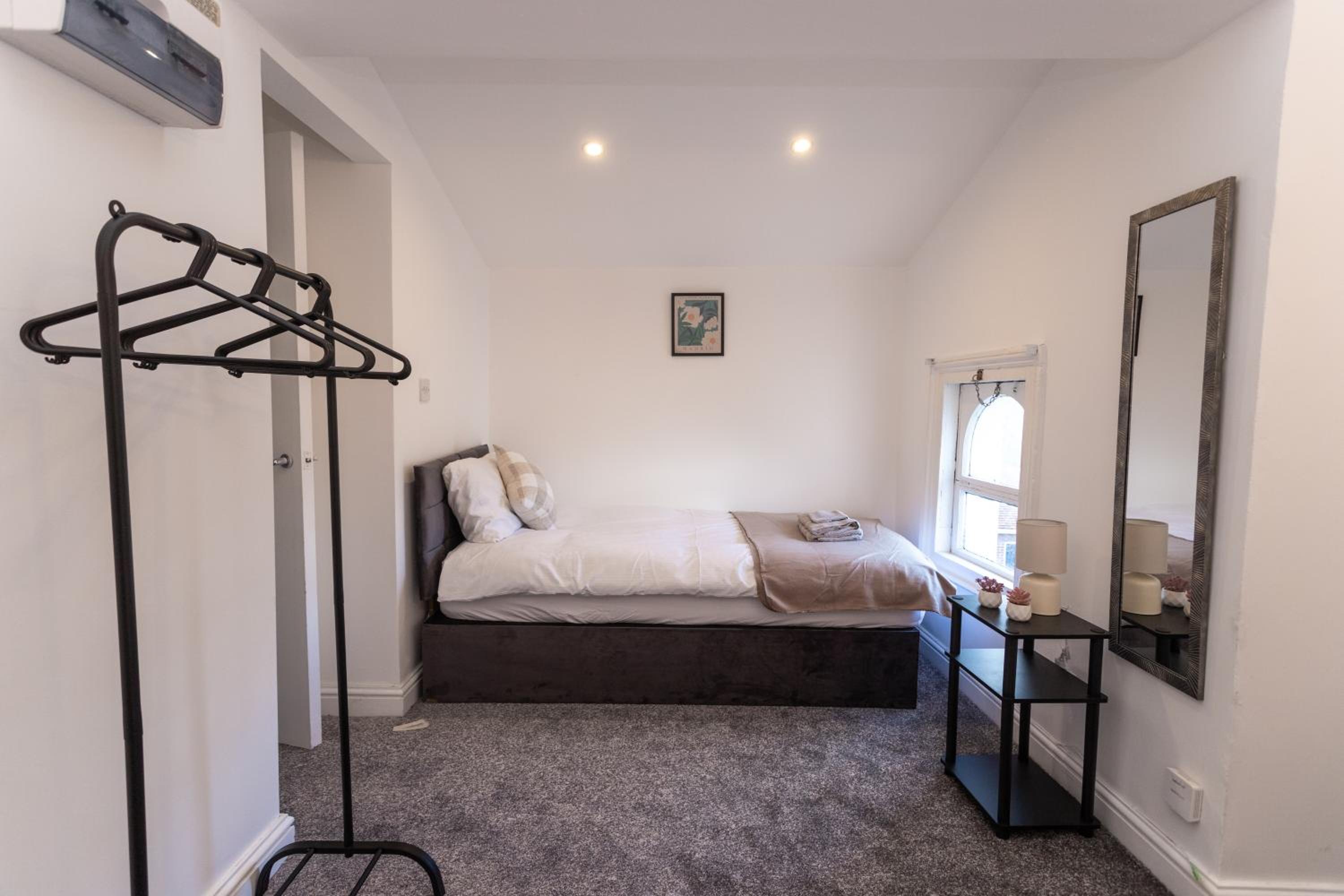 Wordsworth Avenue Apartments