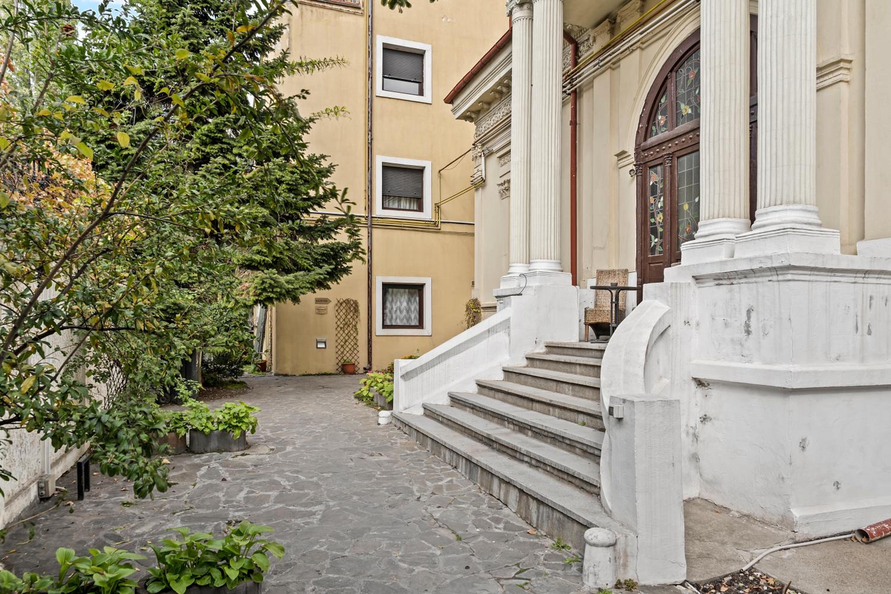 Ultra Central Apartment Old Town & Unirii Square - main view