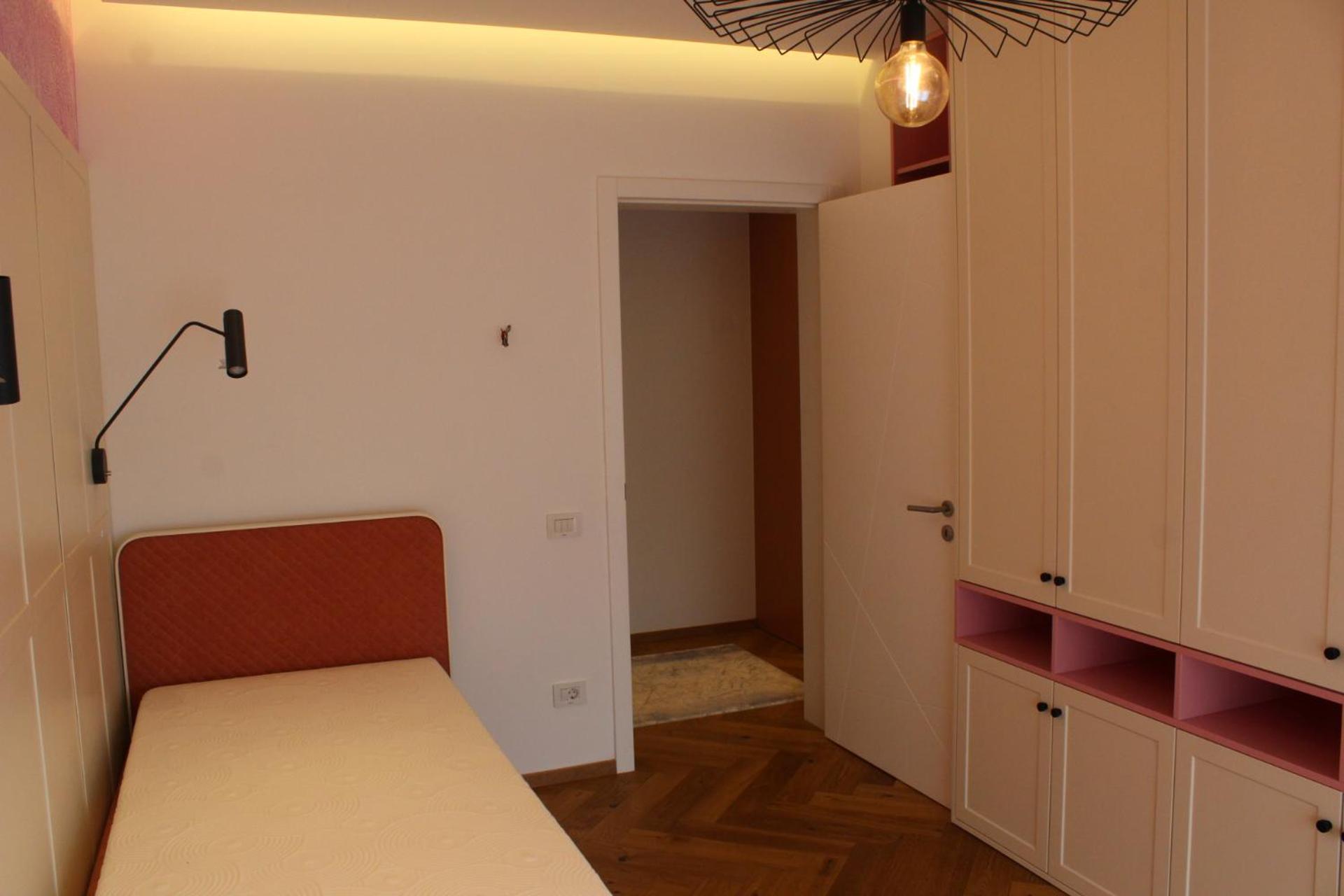 Luxurious apartment in Gjakova, Kosovo, photo 18