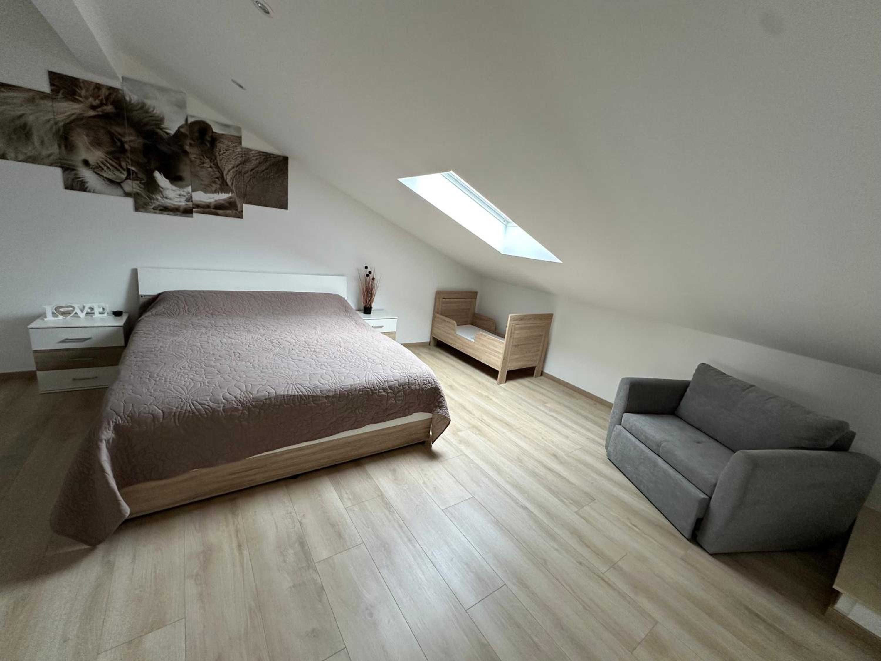 Große FerienWohnung 3 Schlafzimmer Neubau Gästehaus 120m2