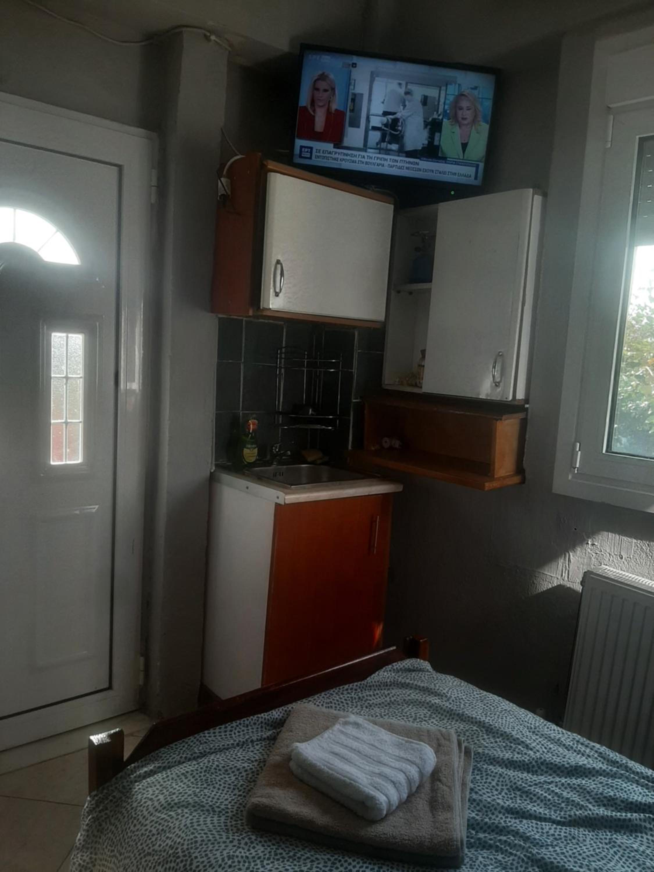 Ianos E view 5
