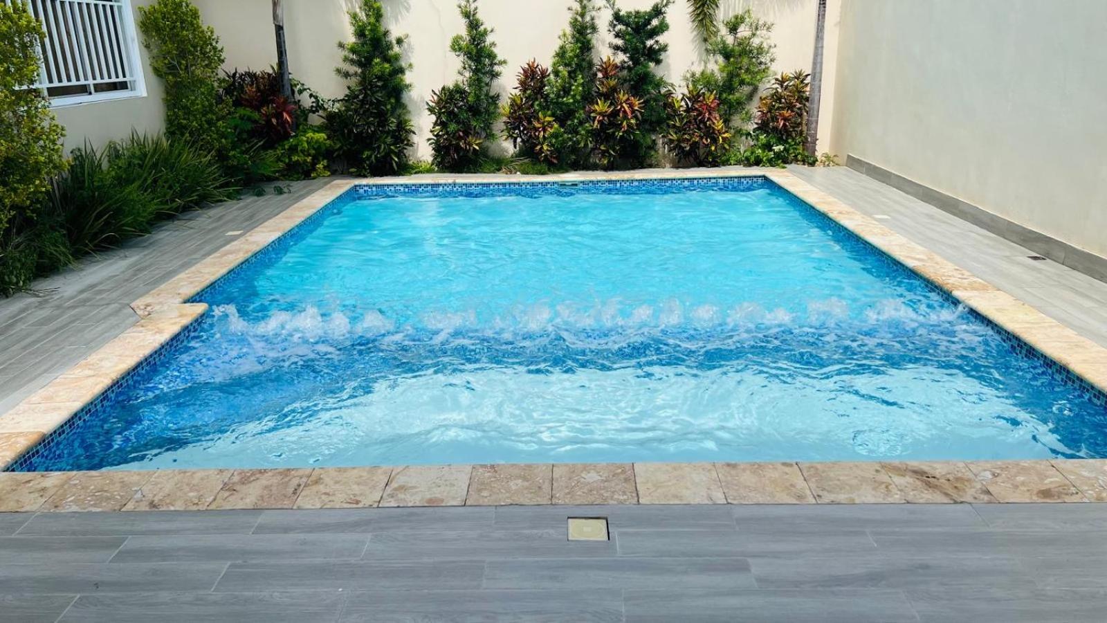 Ambar Luxurious Condo At Caleta