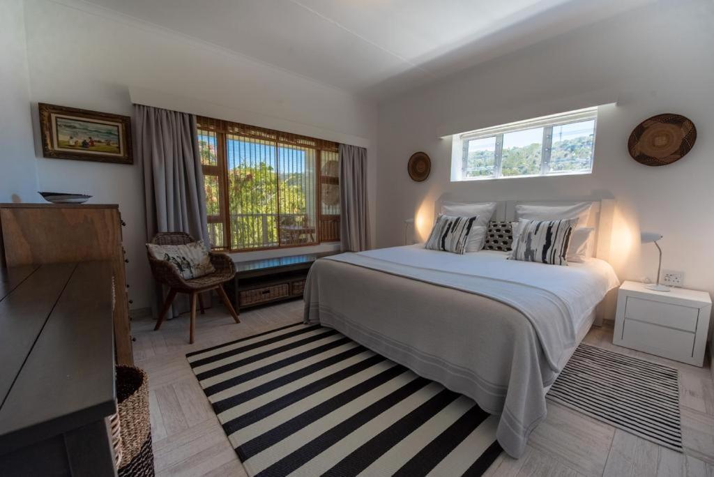 11 Dolphin Court view 3