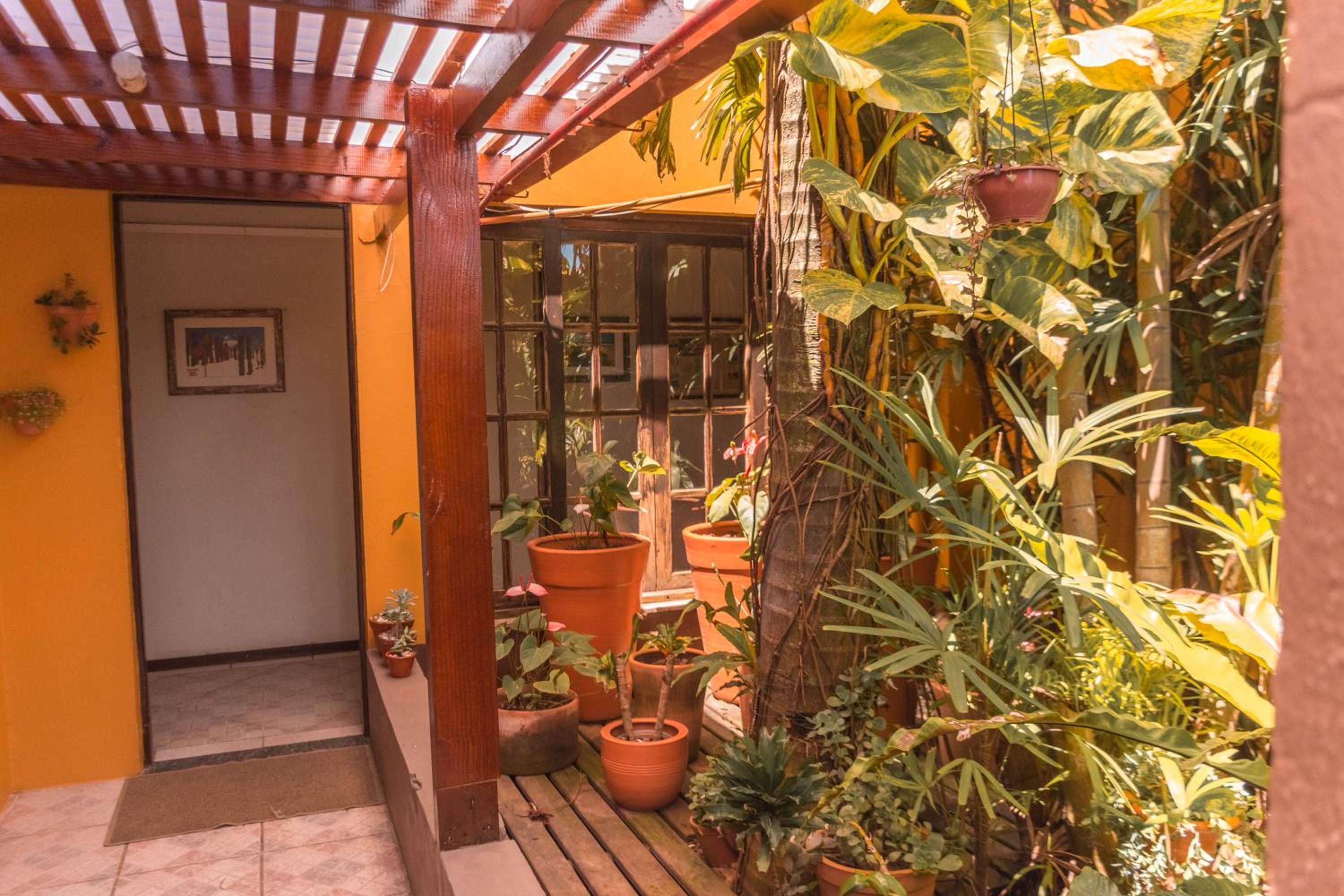 Ferrujão Pousada e Restaurante