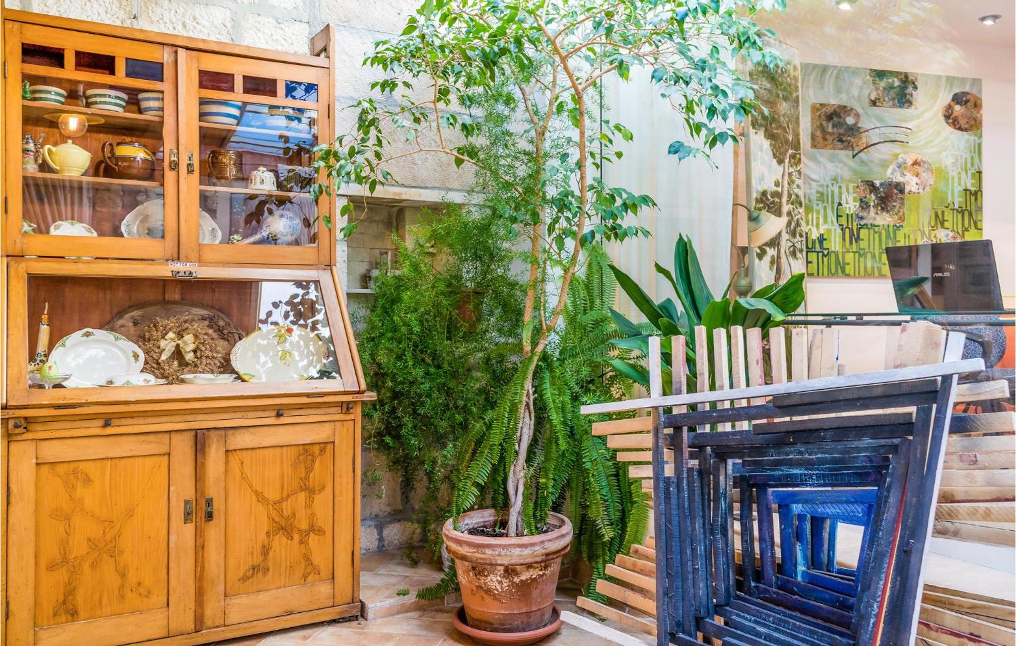 Gorgeous Home In Dubrovnik With Kitchen