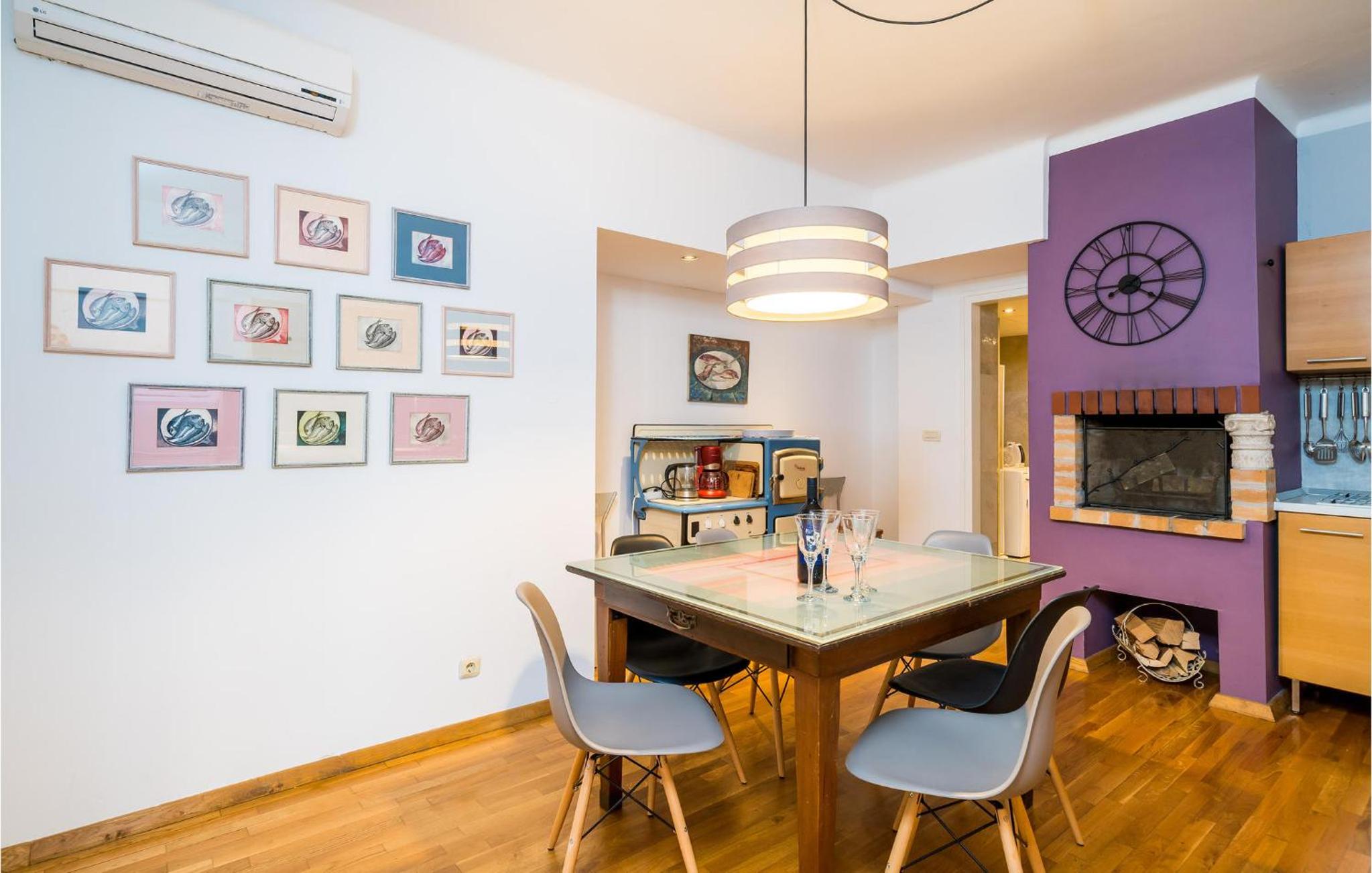 Gorgeous Home In Dubrovnik With Kitchen