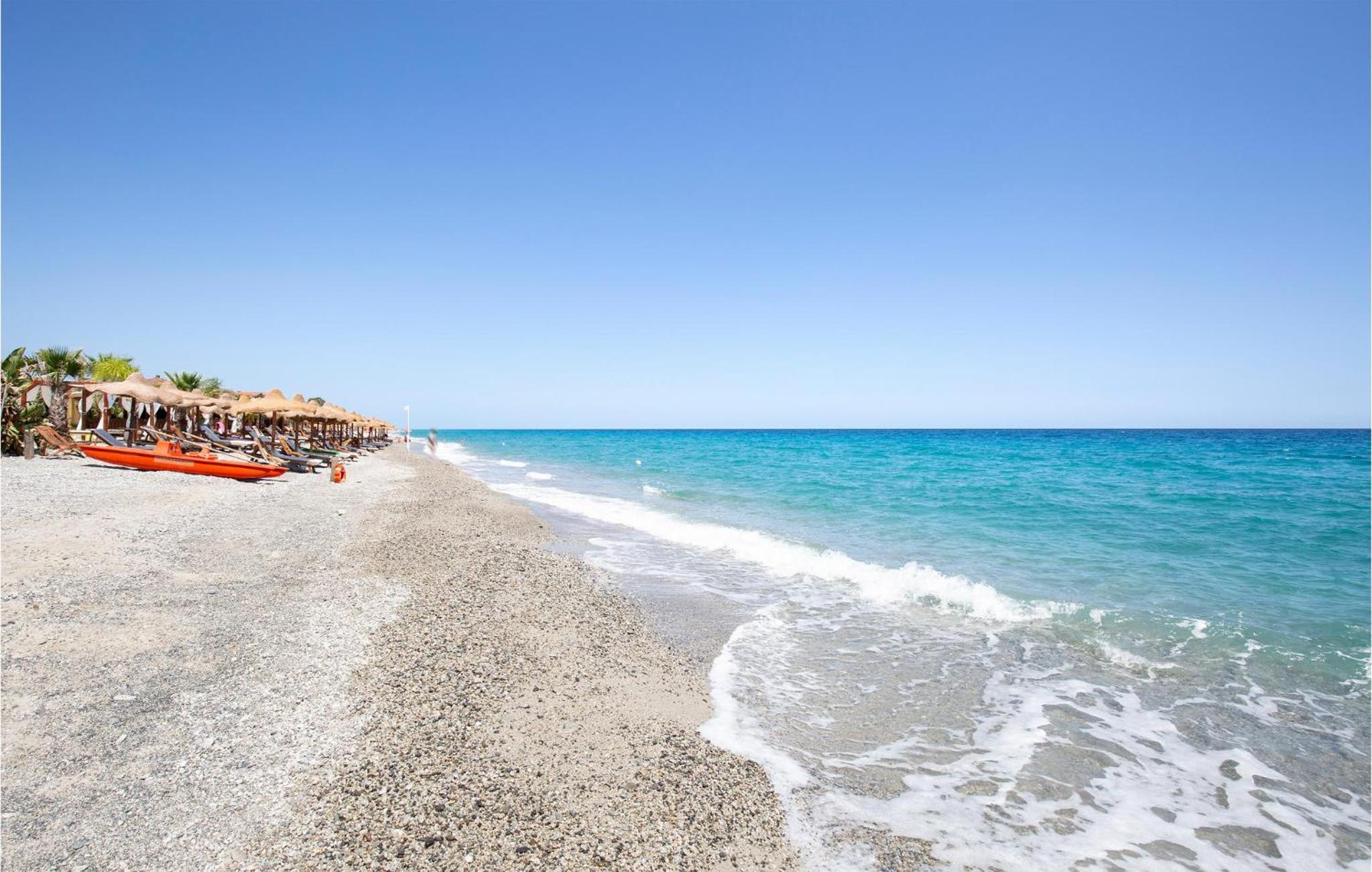 Beautiful Apartment In Caulonia Marina view 4