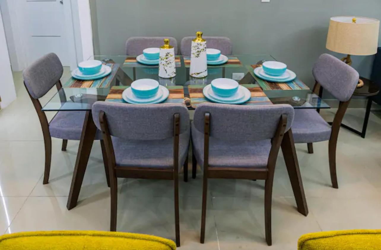 Rubi Luxurious Condo At Caleta