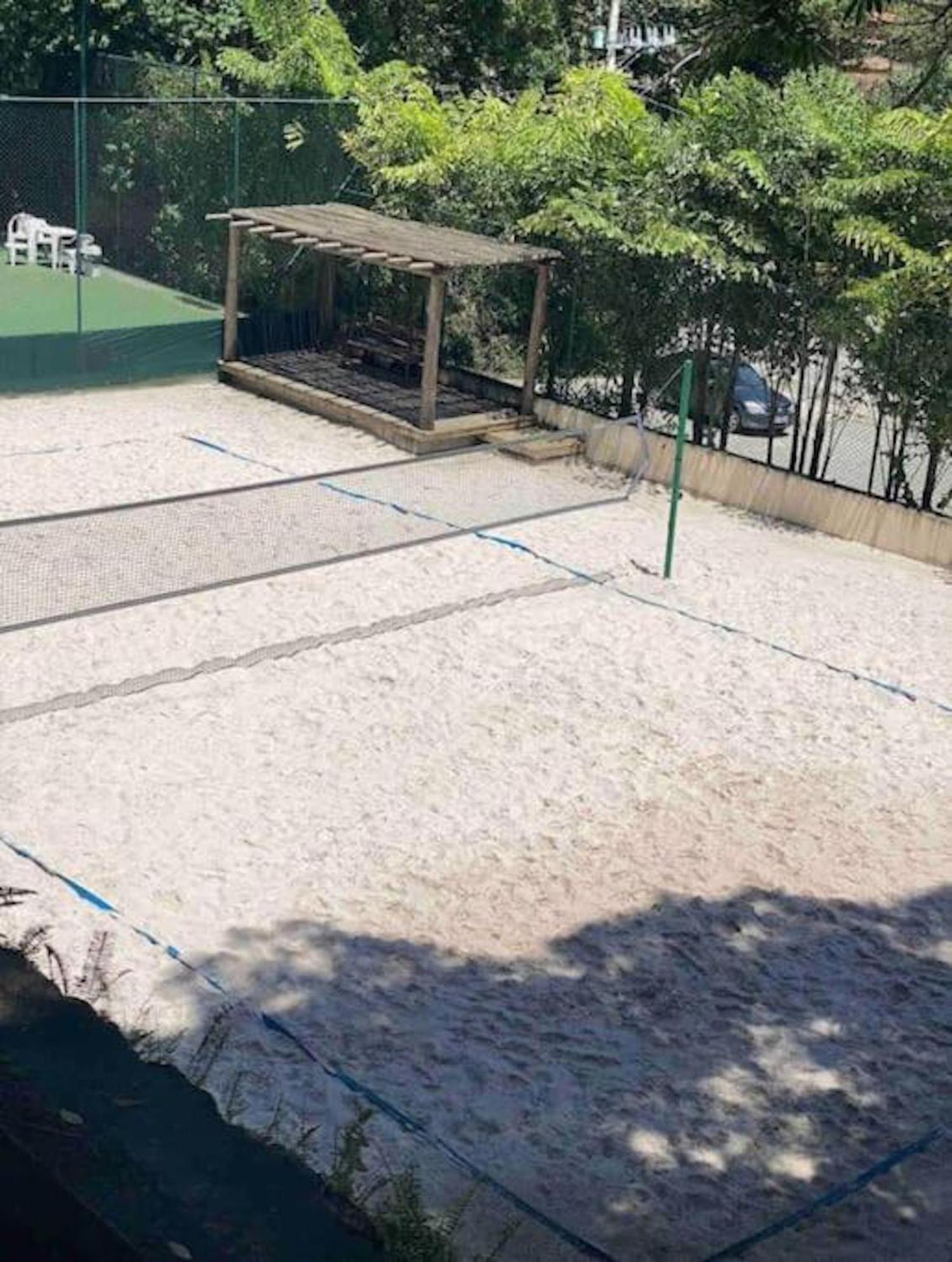 Camburi pertinho da praia - com Beach tennis B13