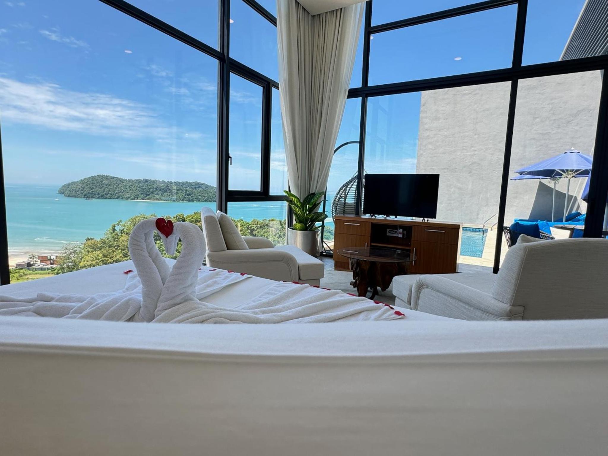 Lavanya Sea View Penthouse with Sky Pool photo 1