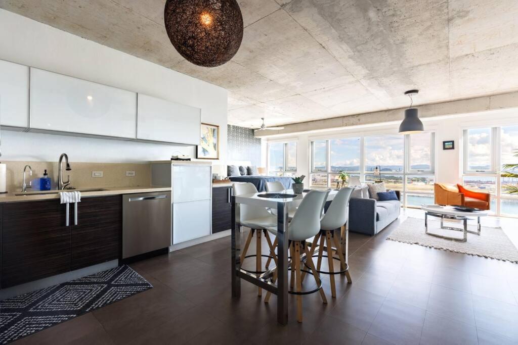 Great view of San Juan Bay close the beach - Property Image 1