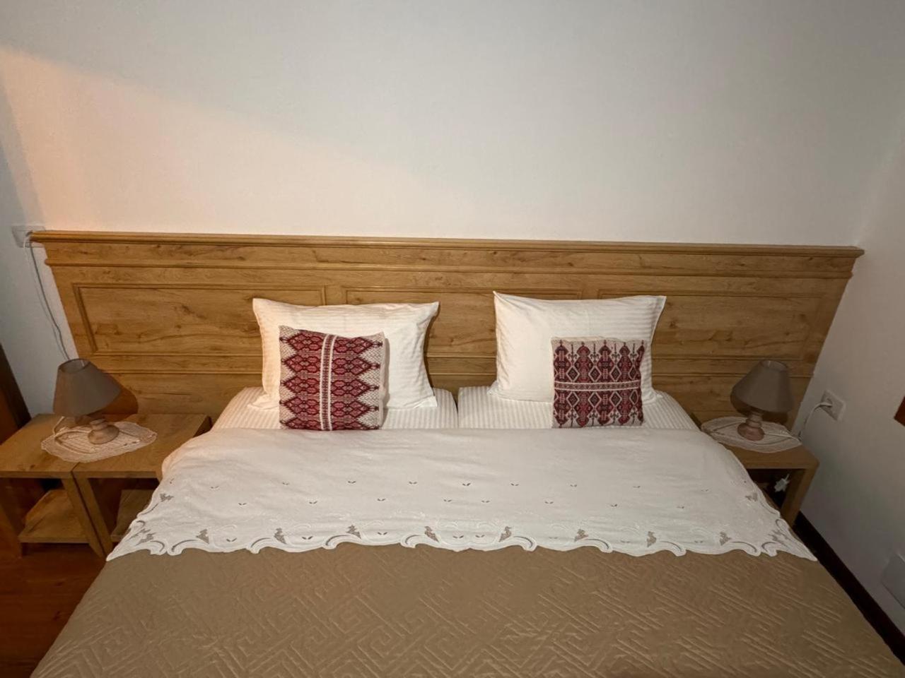 Mezini Guest House