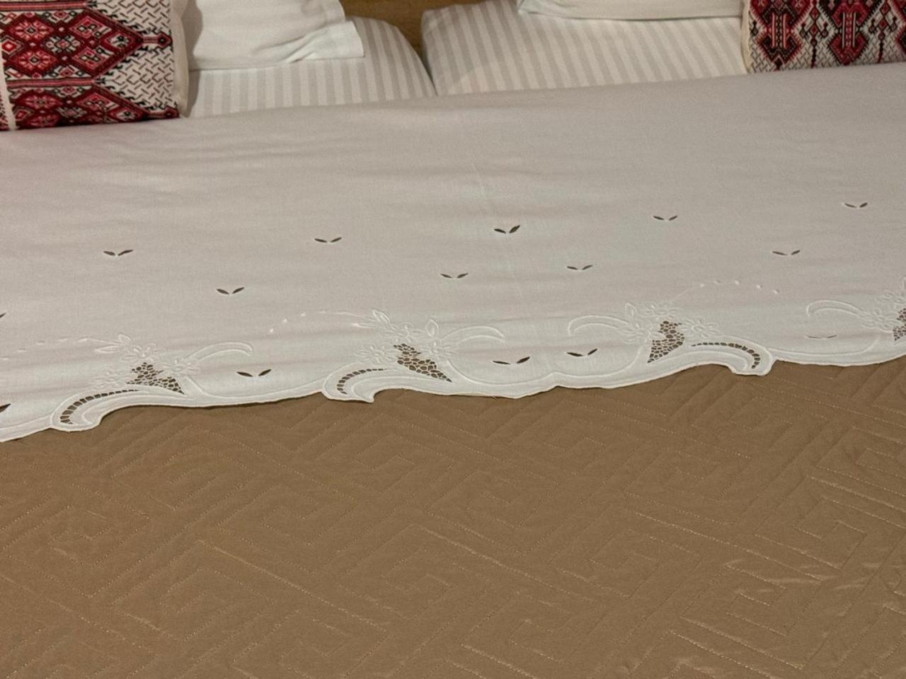 Mezini Guest House