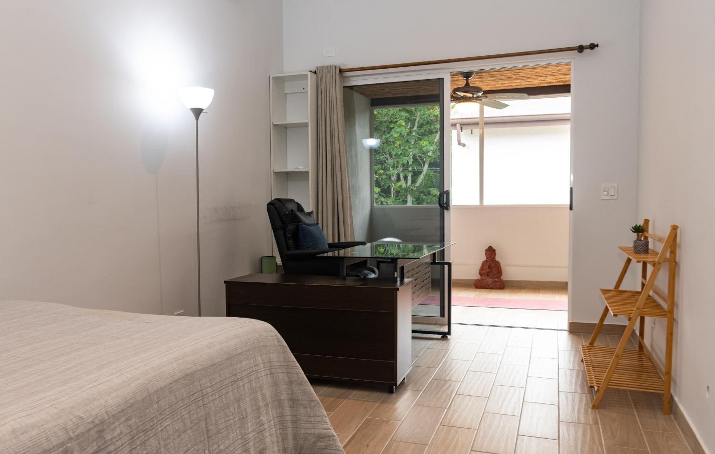 Private 4BD Family Beach House And Resort - Walk to Beach and Town