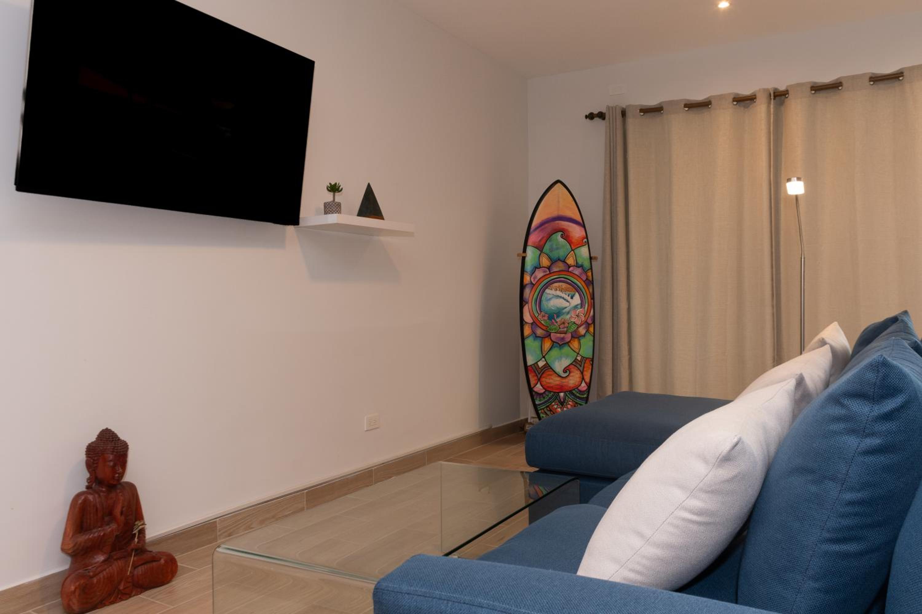 Private 4BD Family Beach House And Resort - Walk to Beach and Town