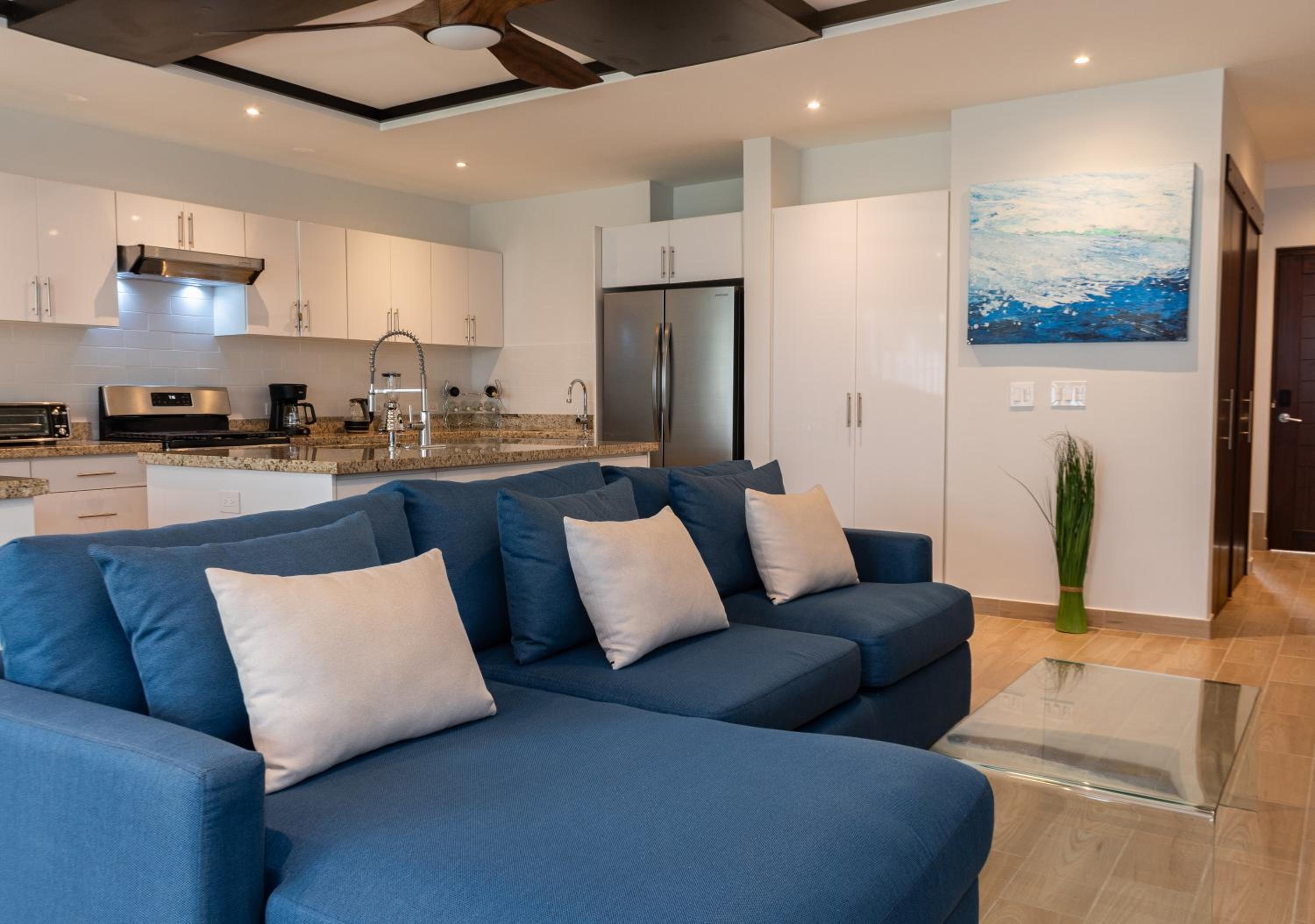 Private 4BD Family Beach House And Resort - Walk to Beach and Town