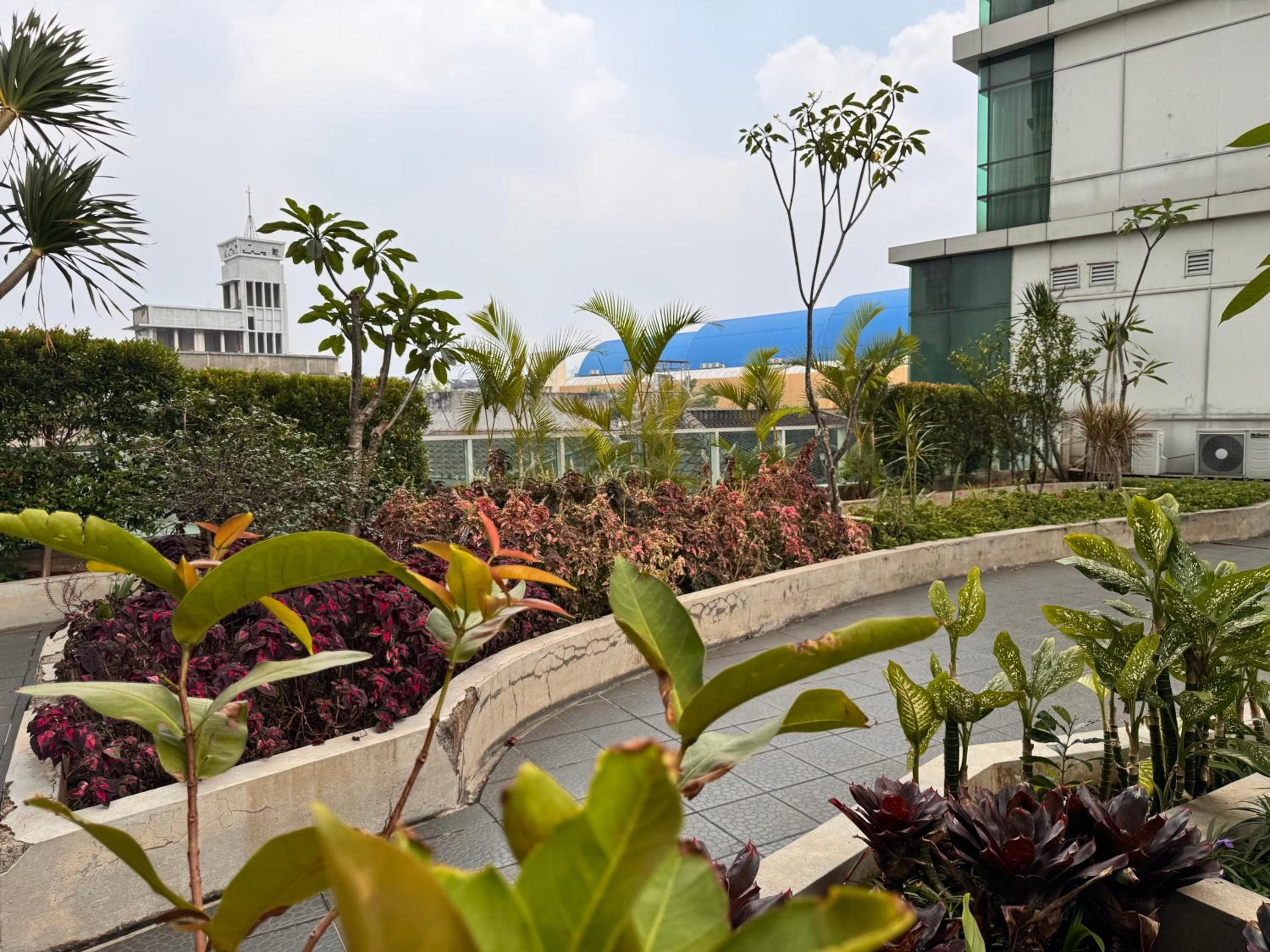 Be bee - La Grande luxe urban living view 4