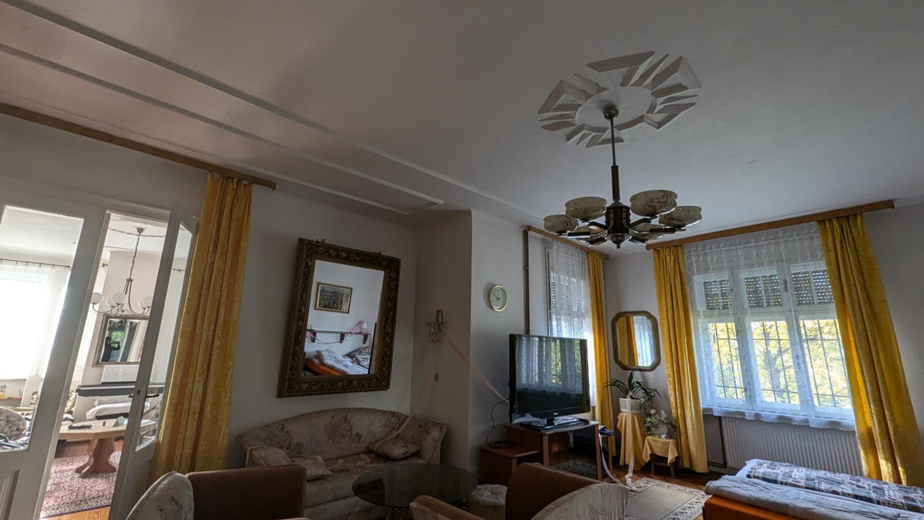 Pension Central