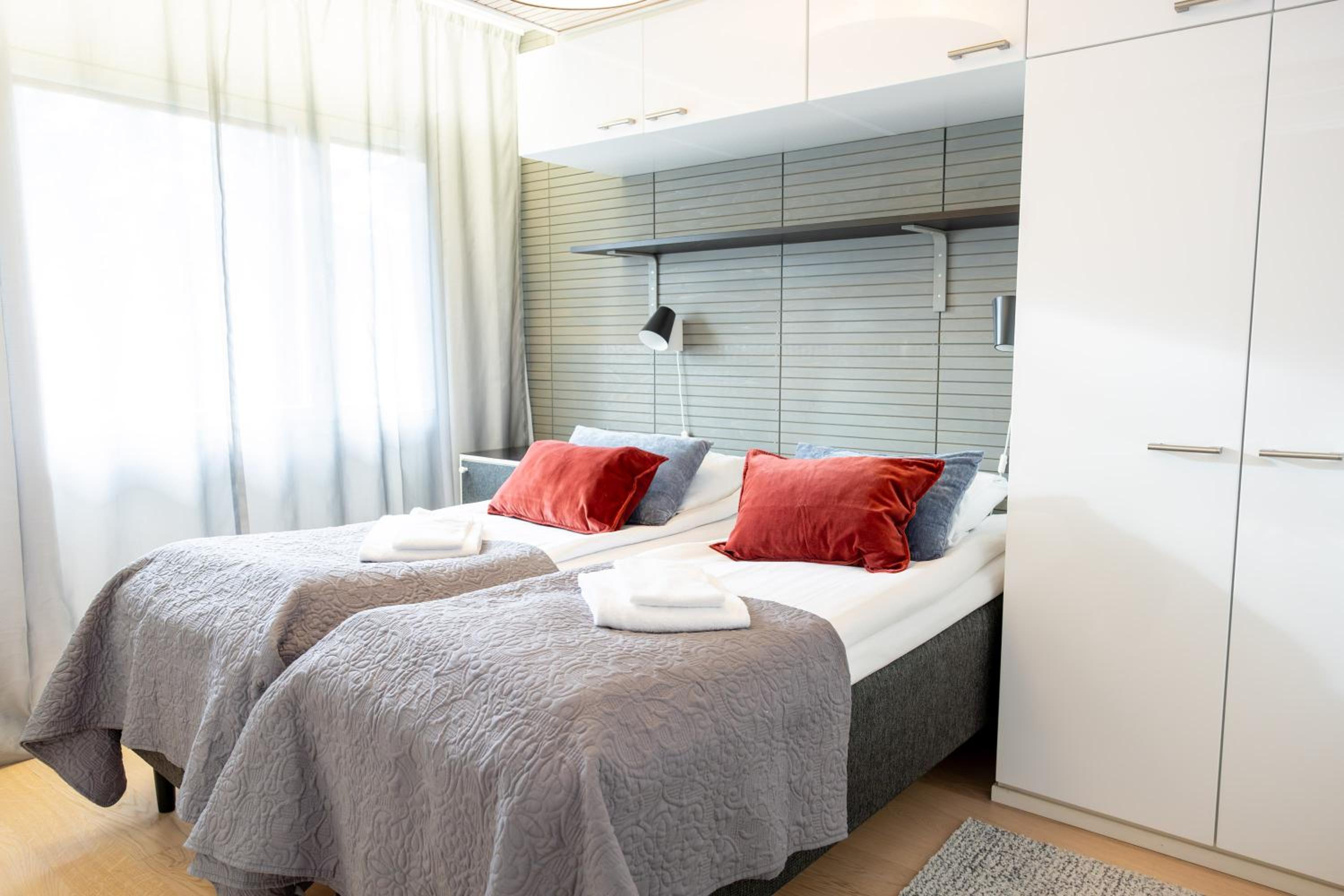 Kaisantien Suites