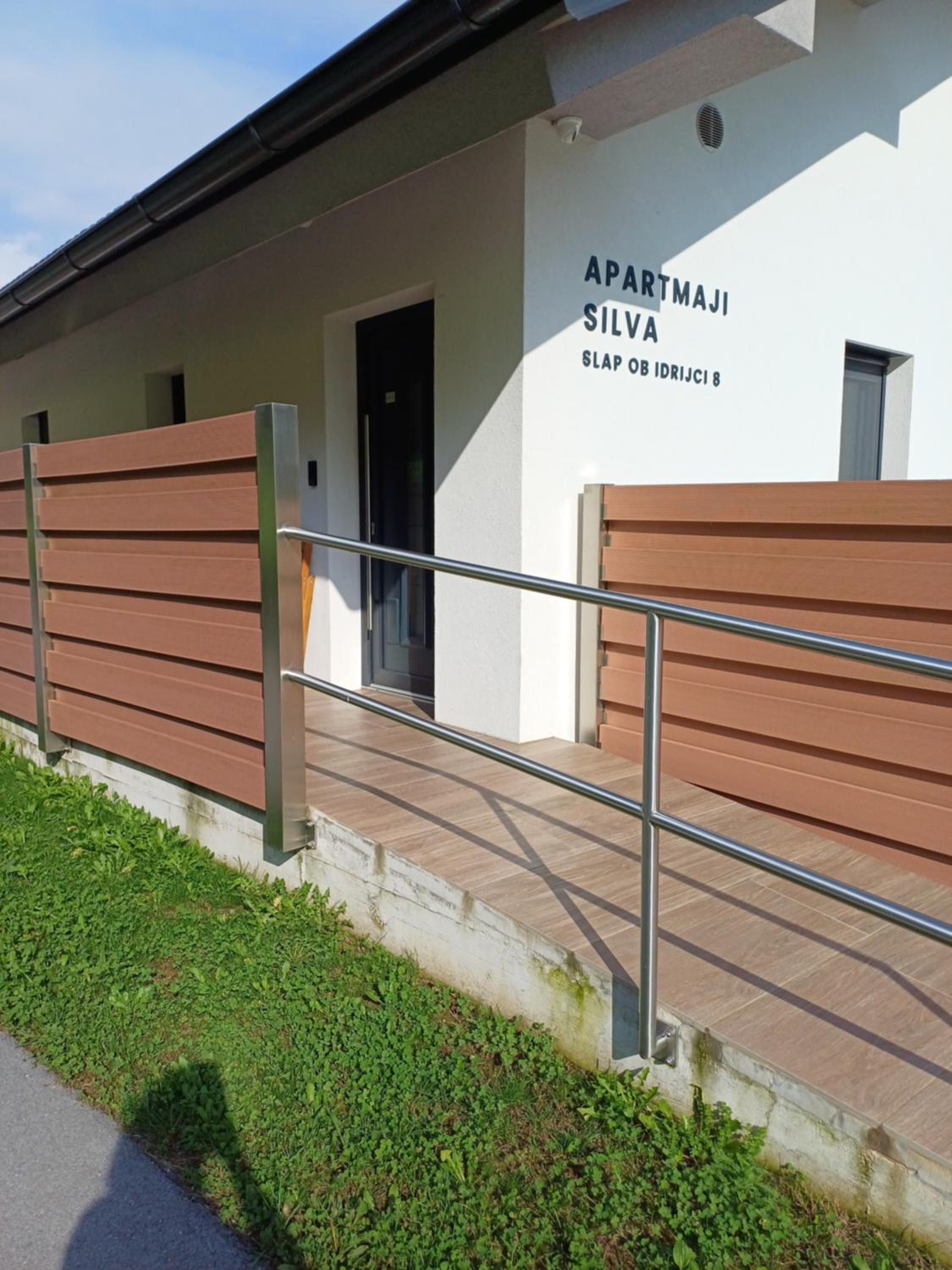 APARTMAJI SILVA
