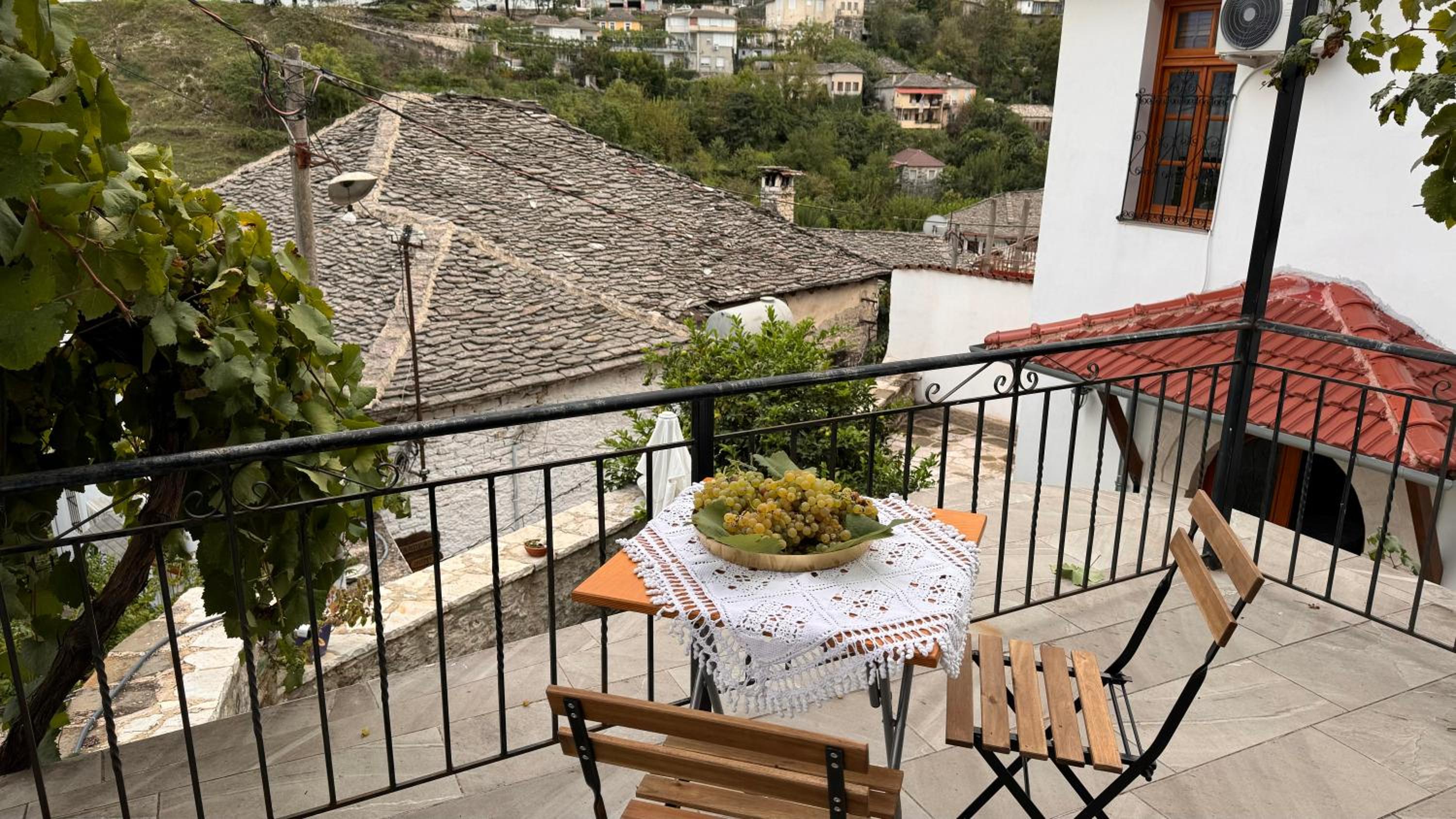 Mezini Guest House