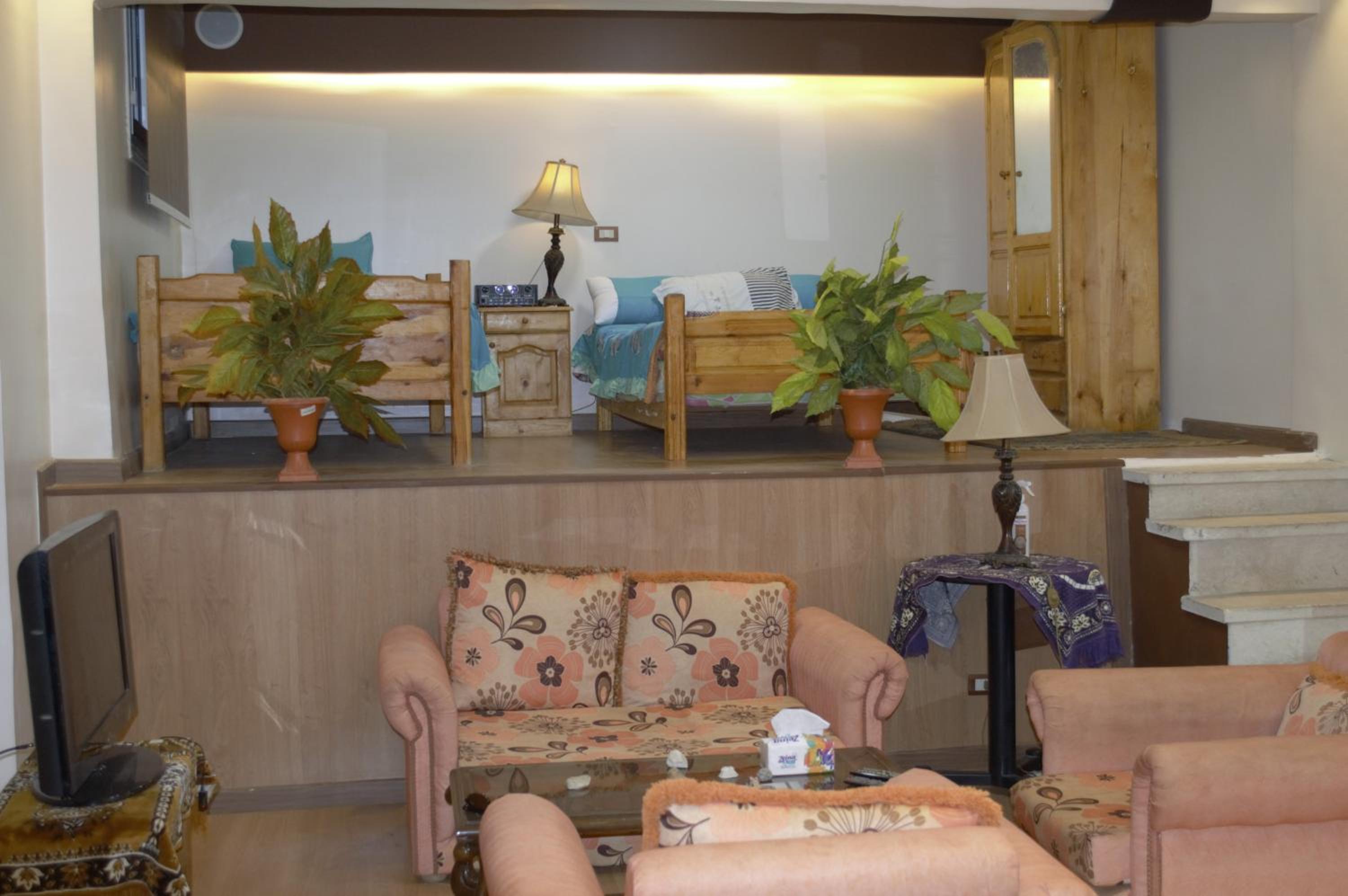 Private Secured Studio Near Pyramids Street