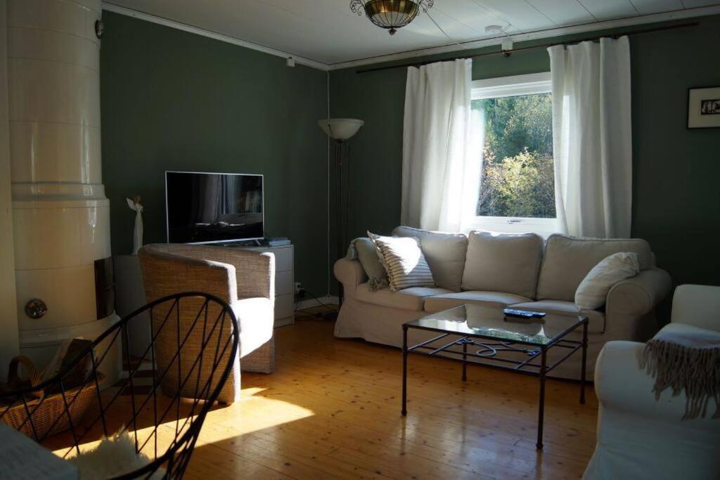 85qm Schwedenhaus mit Booten Tischtennis Grill und nur 15km bis Vimmerby view 2