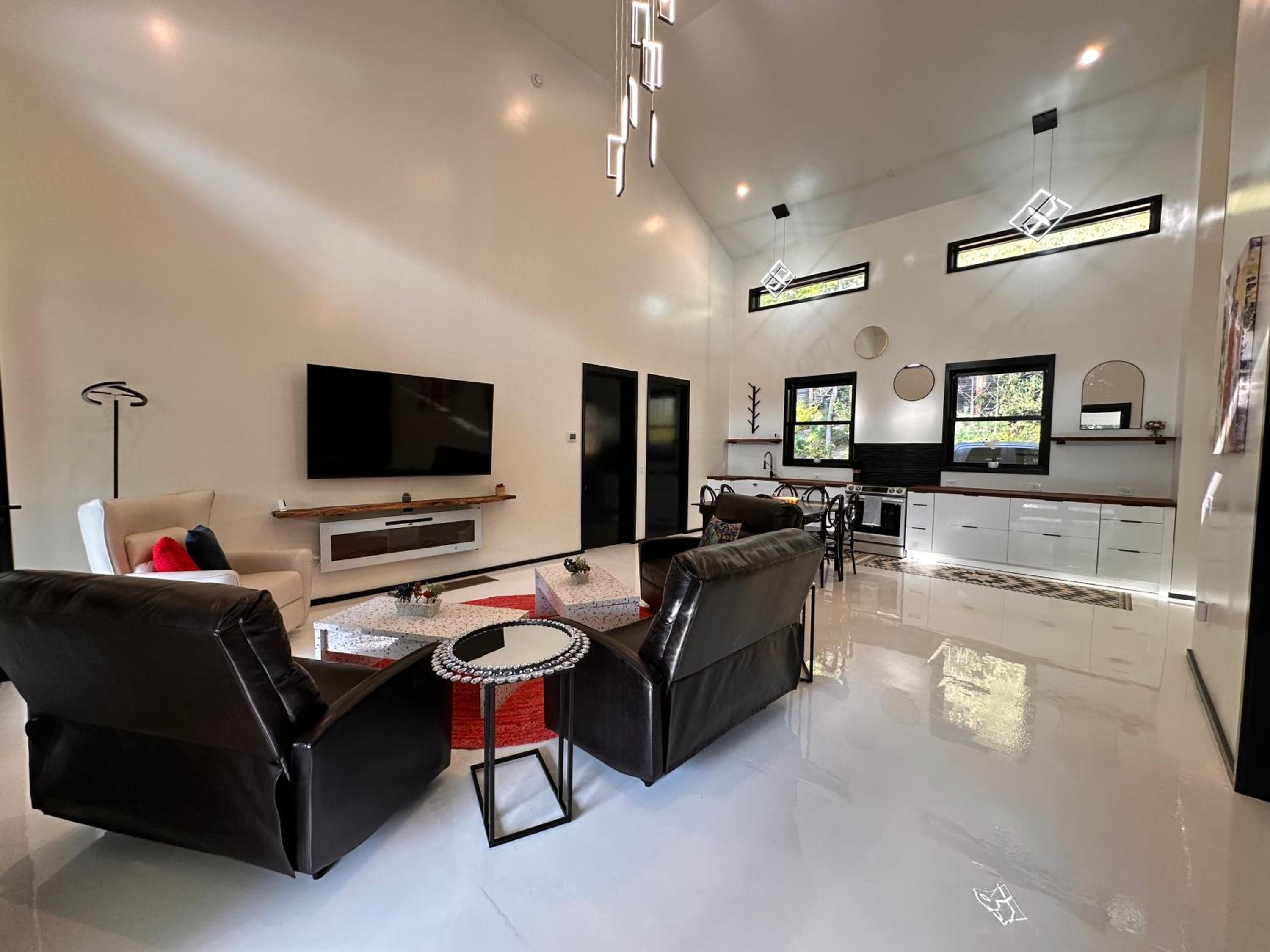 Highlands Modern Villa view 5