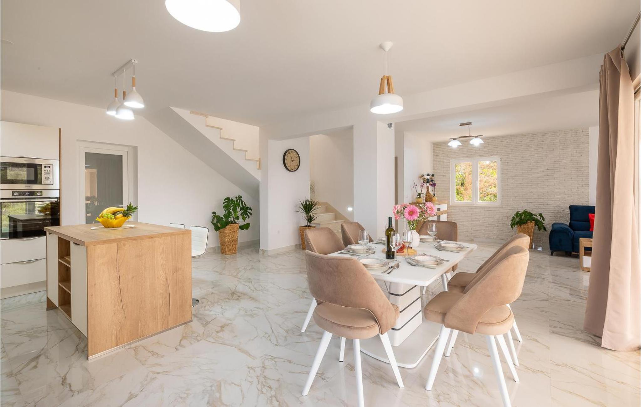 Gorgeous Home In Vela Luka