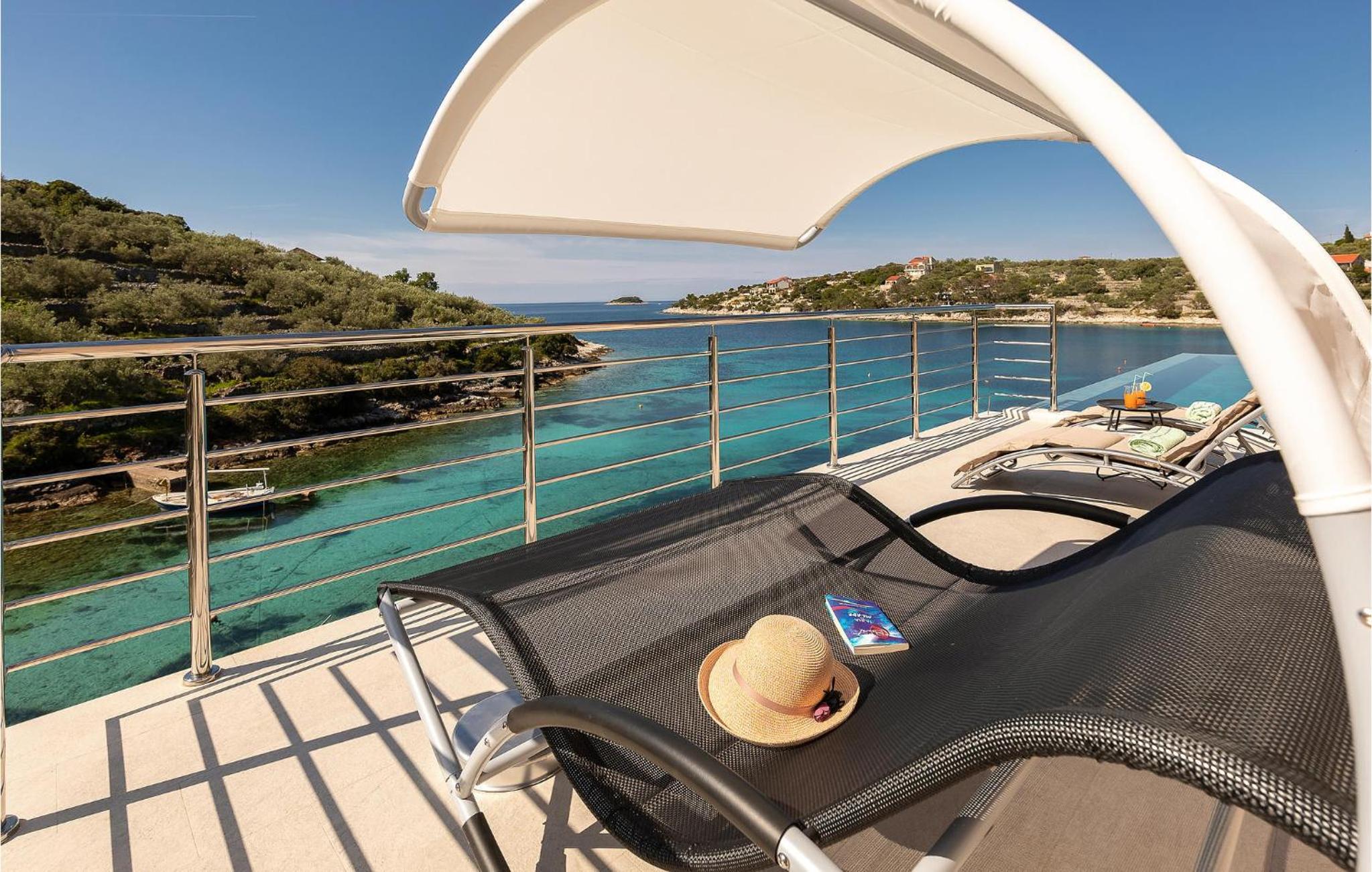 Gorgeous Home In Vela Luka