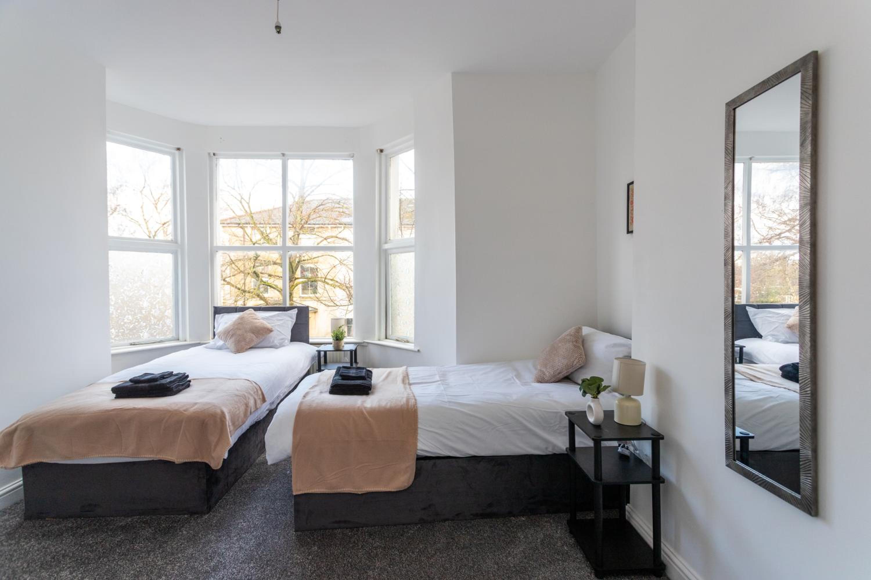 Wordsworth Avenue Apartments