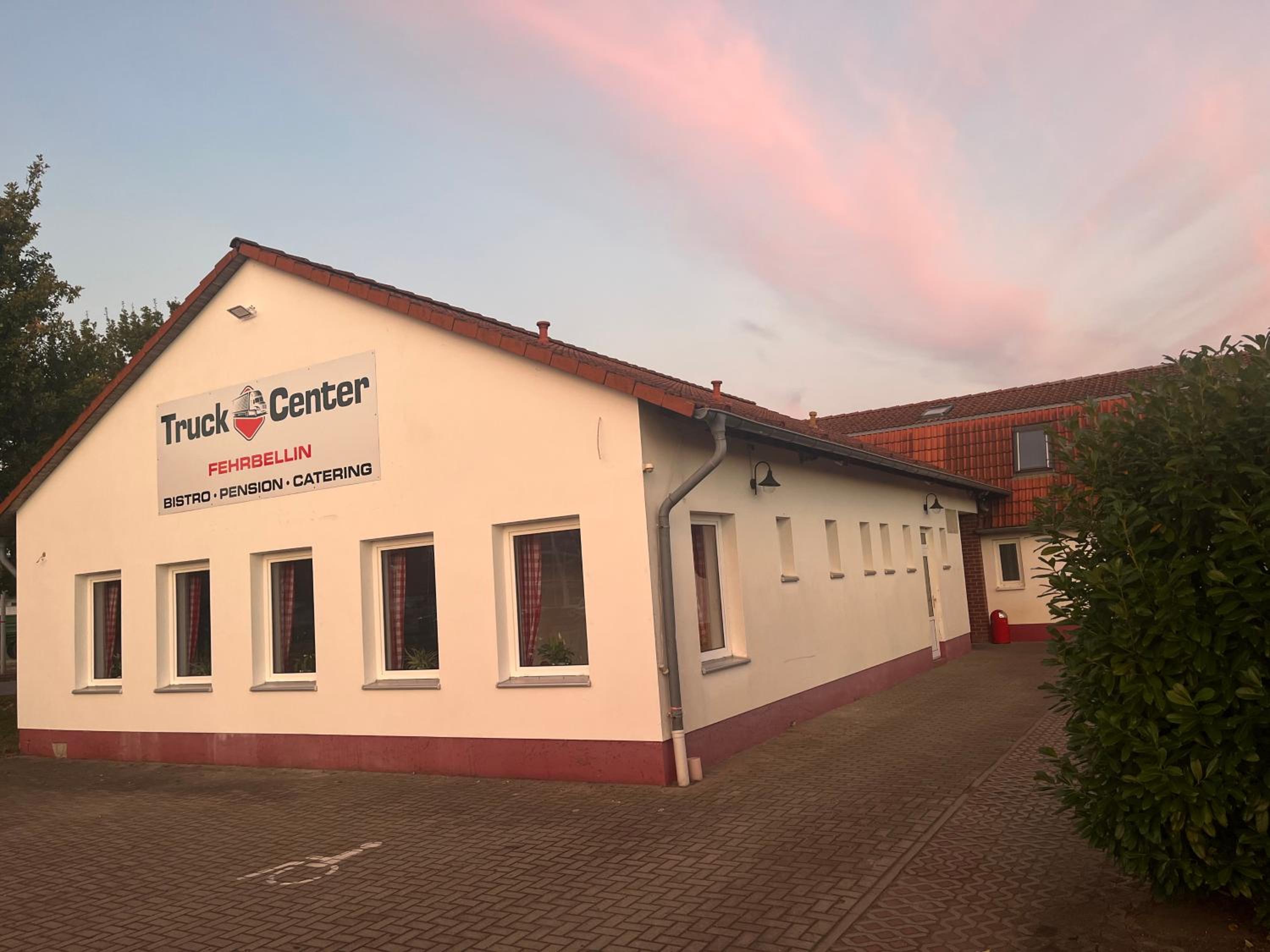 Truckcenter Fehrbellin an der A24