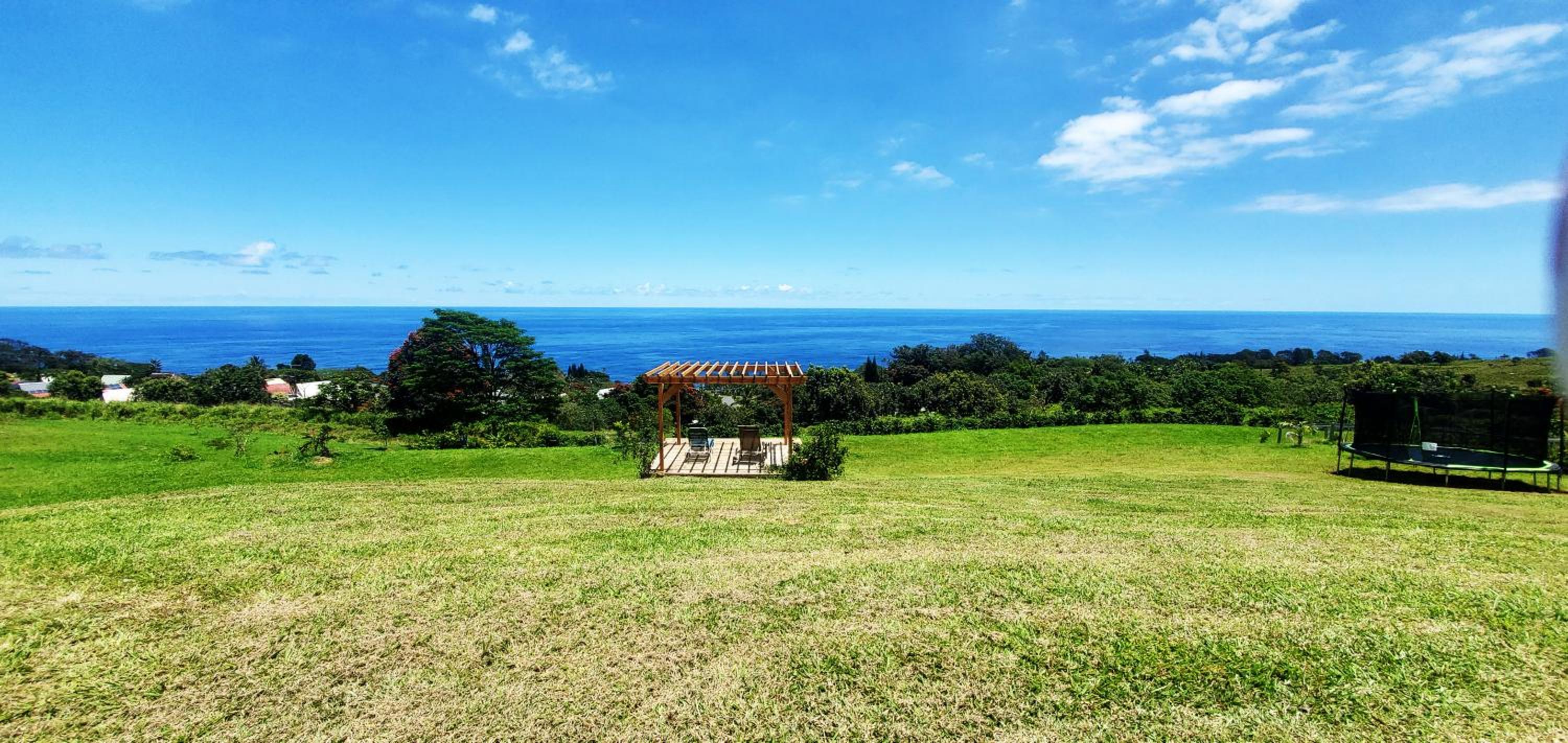 Sunrise Farm Cottage II - 180 Degree OceanViews Stargazing Whale Watching on Hamakua Coast Hawaii view 5
