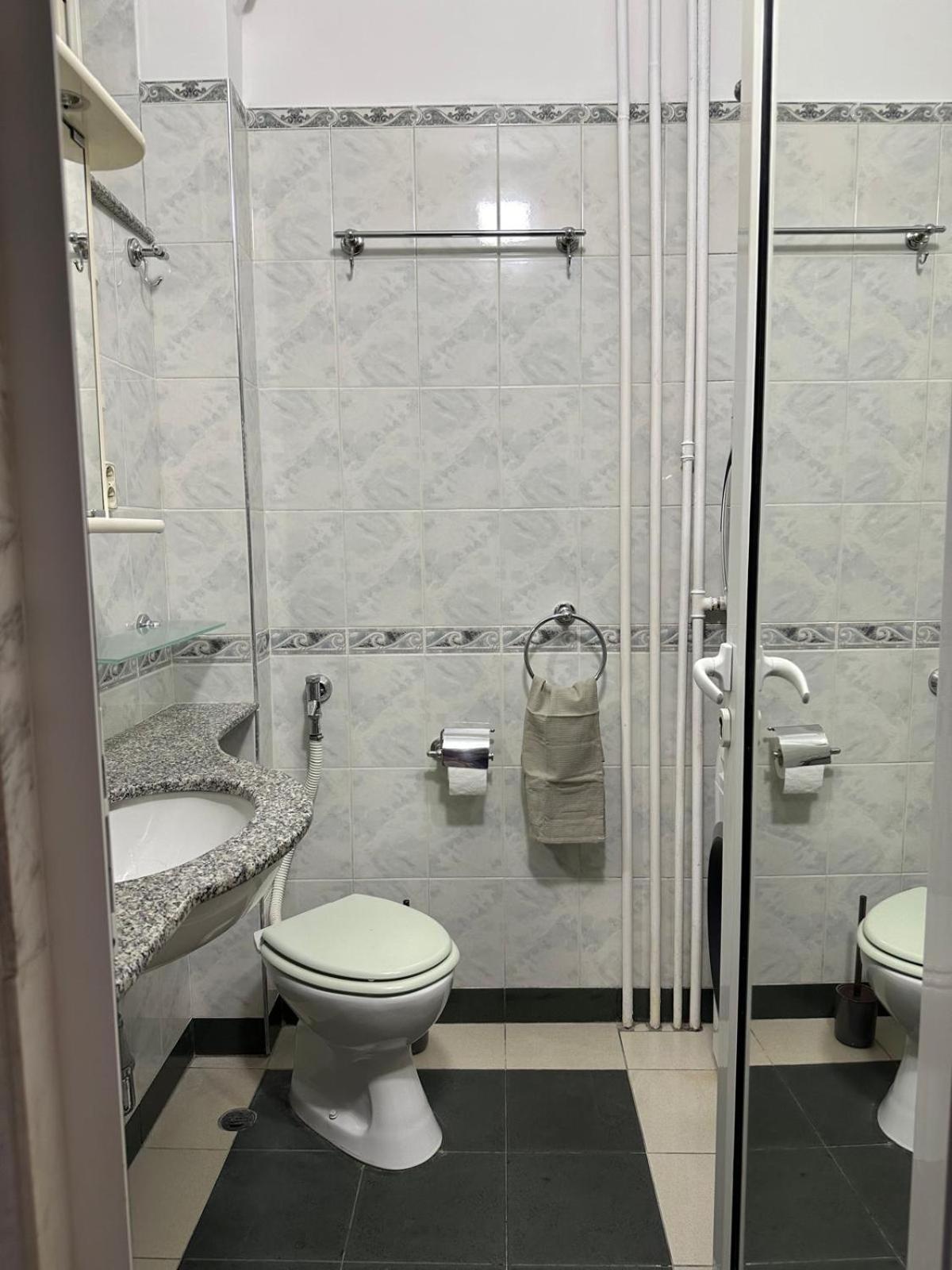 Venelin Apartment