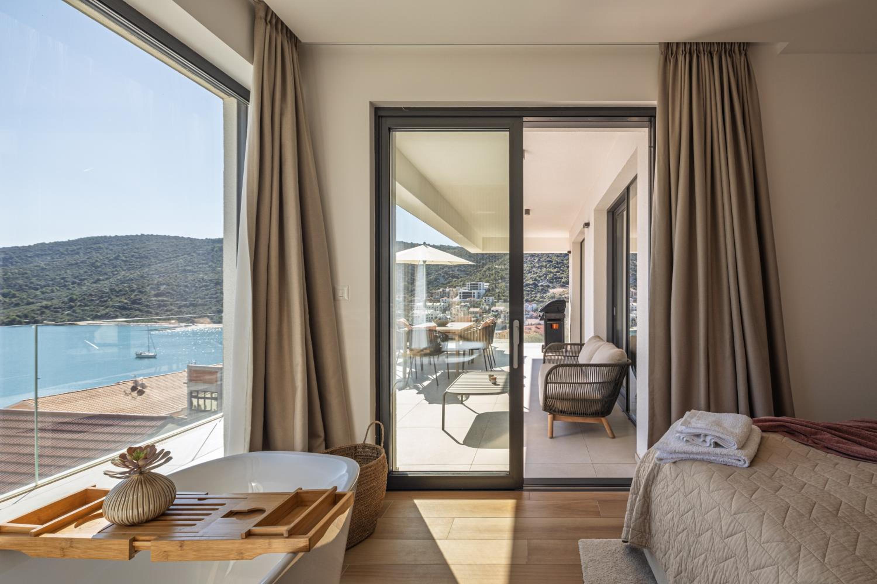 Luxury Sea View Penthouse "Marina Living" Pool, Adria, Split Region photo 5