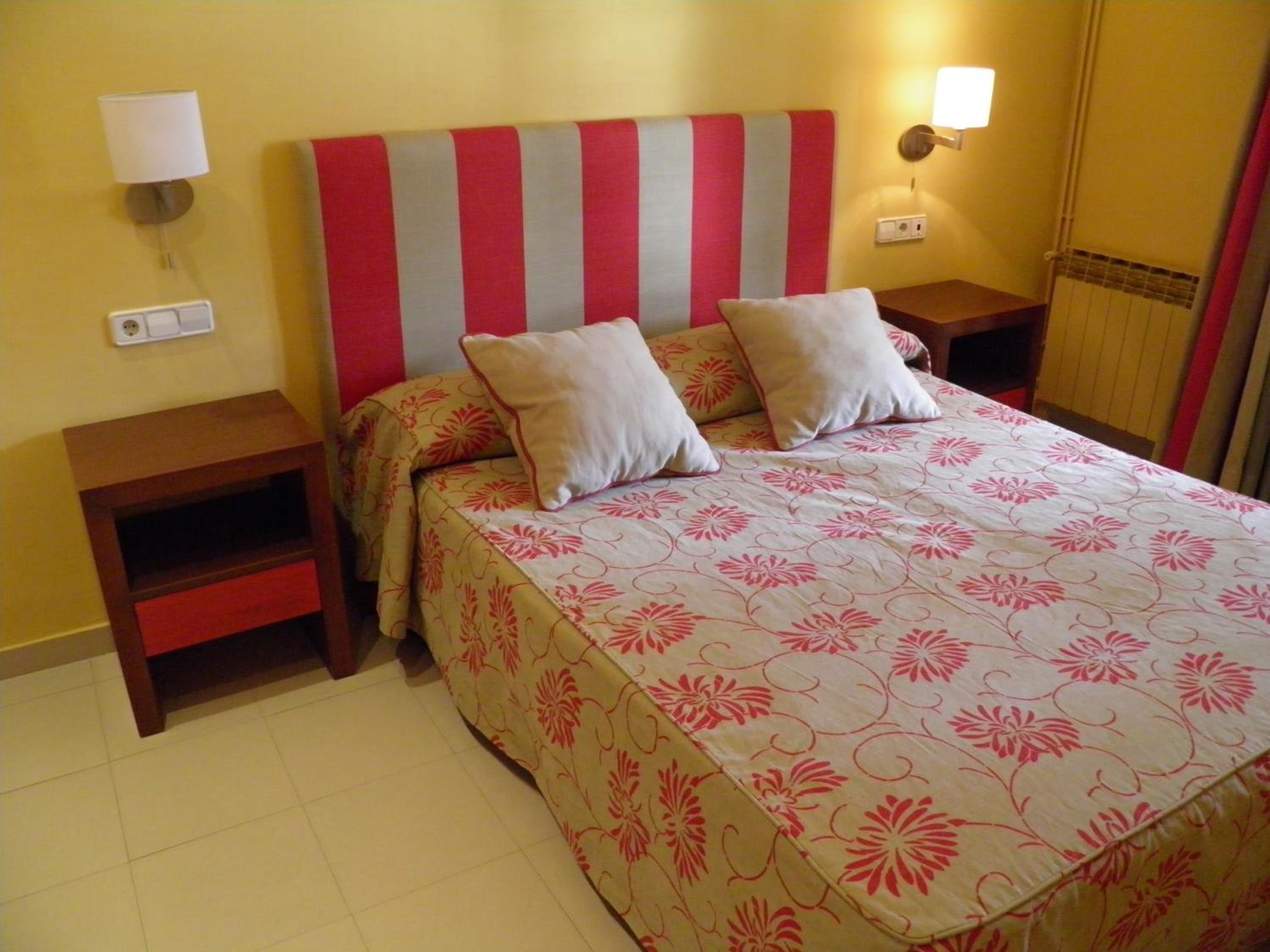 Apartaments Sant Jordi Girona 97