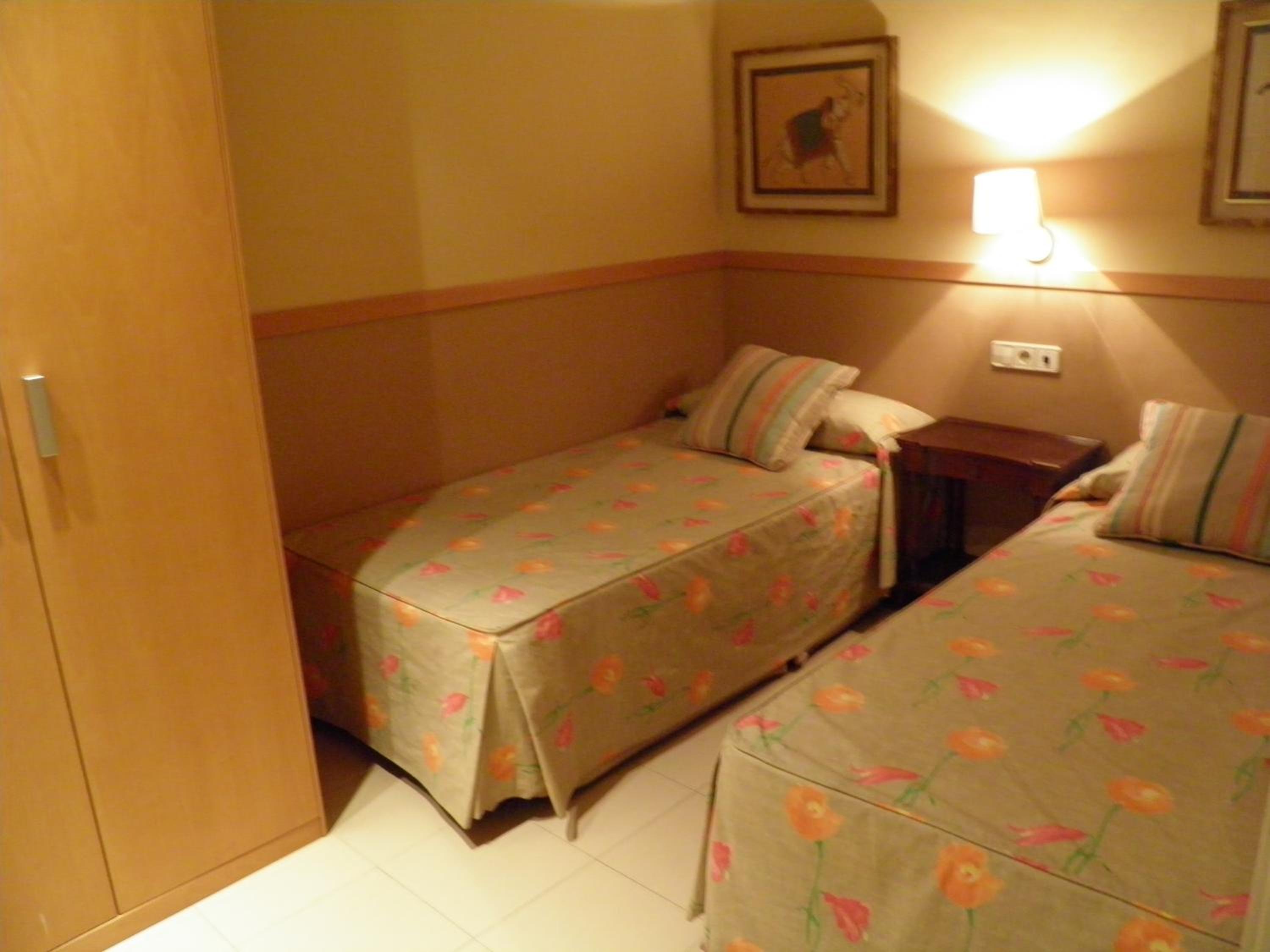 Apartaments Sant Jordi Girona 97