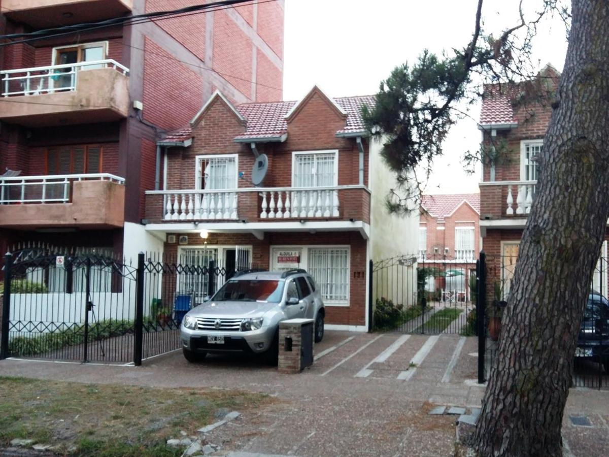 Triplex cerca del mar