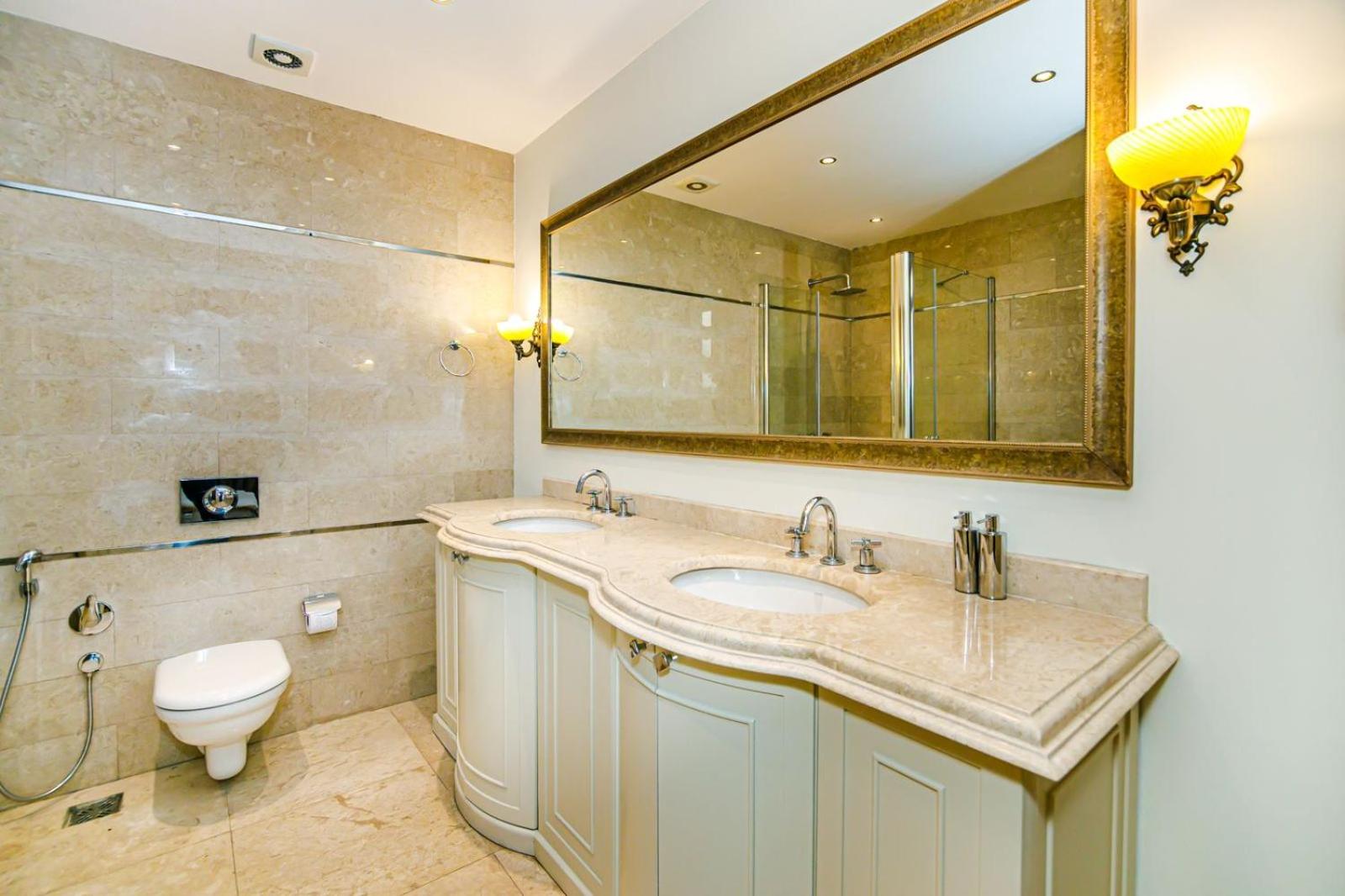 SEA VIEW HOTEL APARTMENT ViP RIXOS RESIDANCE