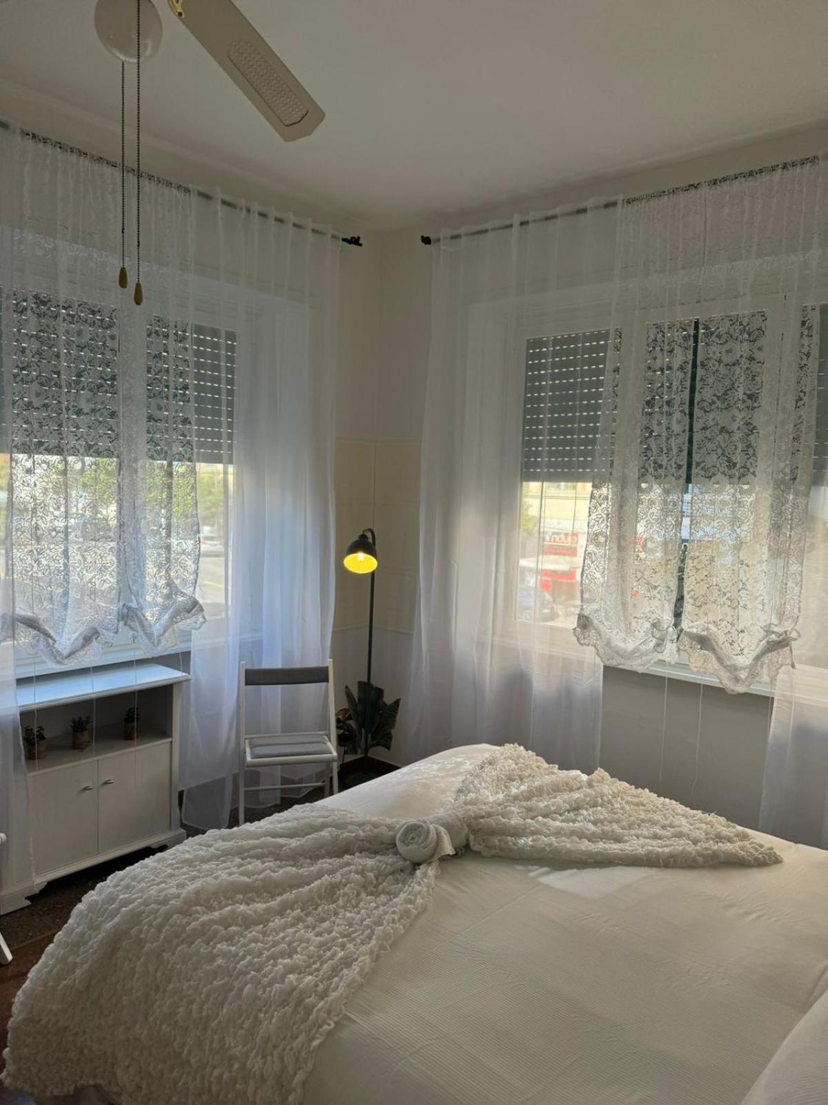 Glint House Prestige