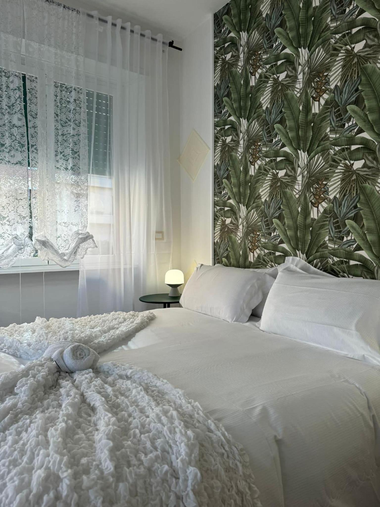 Glint House Prestige