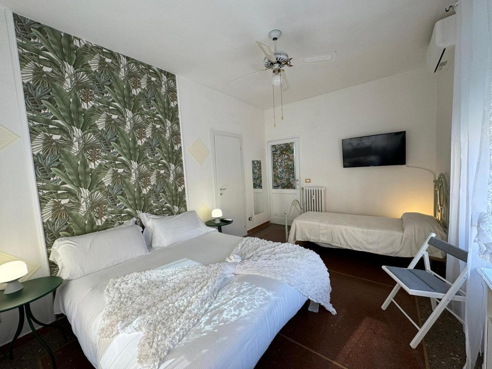Glint House Prestige