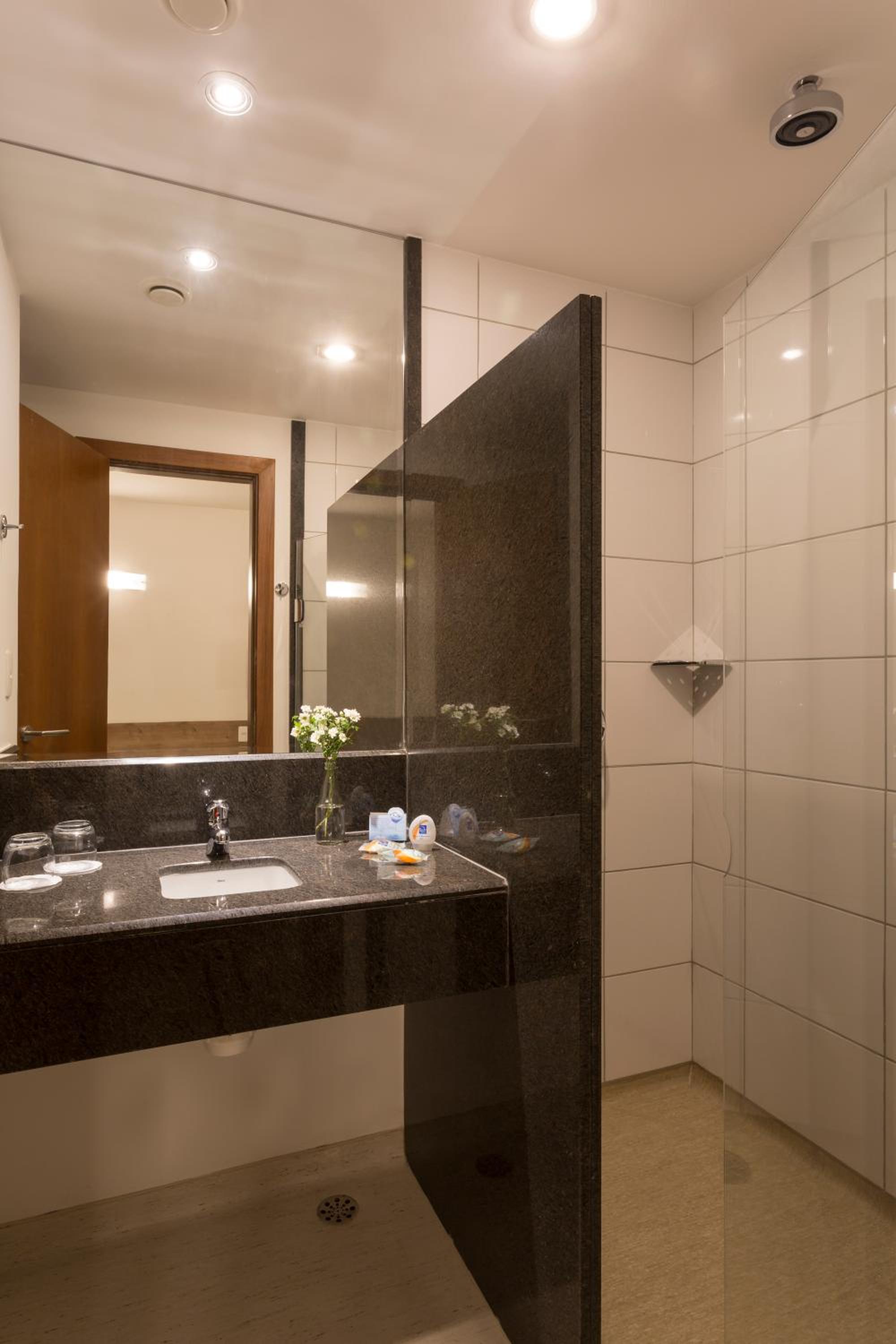 Vitoria Vacations - Sleep Inn Praia do Canto - Property Image 19
