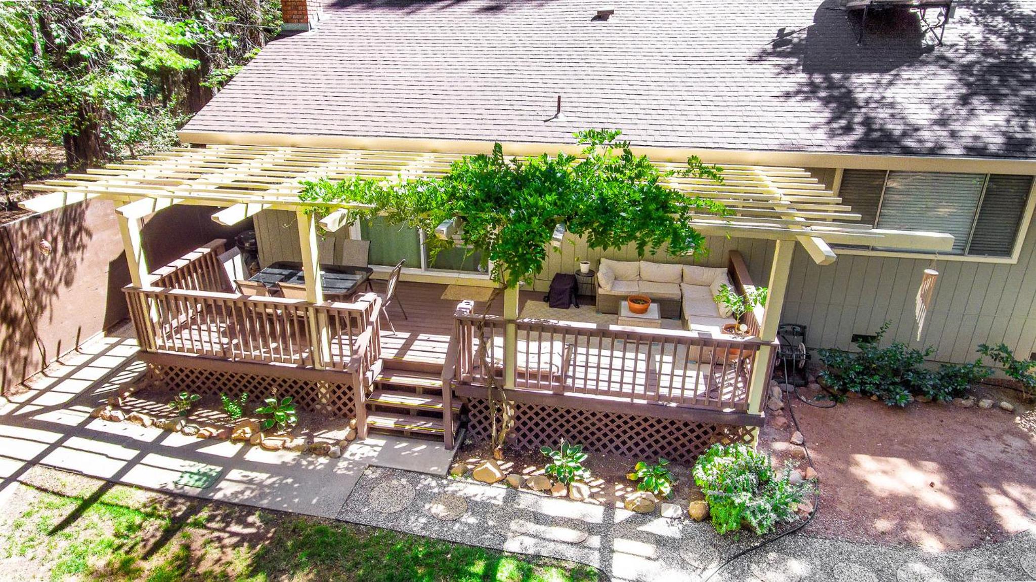 Home in the Pines - Apple Hill - Dog Friendly - Snow Nearby view 2