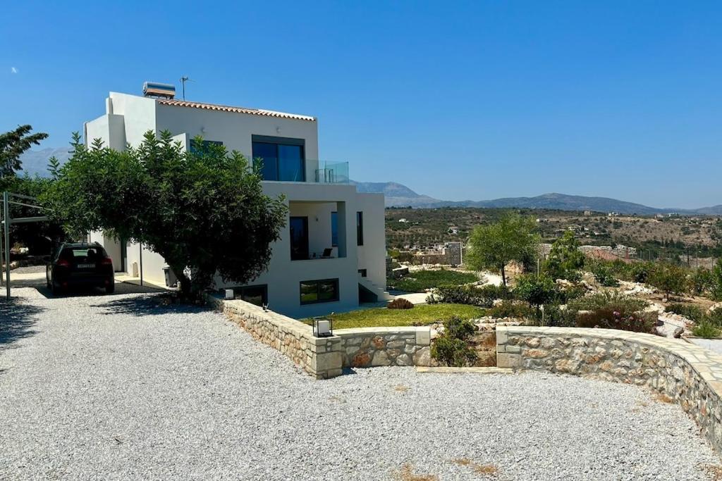 STUNNING MOUNTAIN AND SEA VIEW VILLA ELENI IN VAMOS