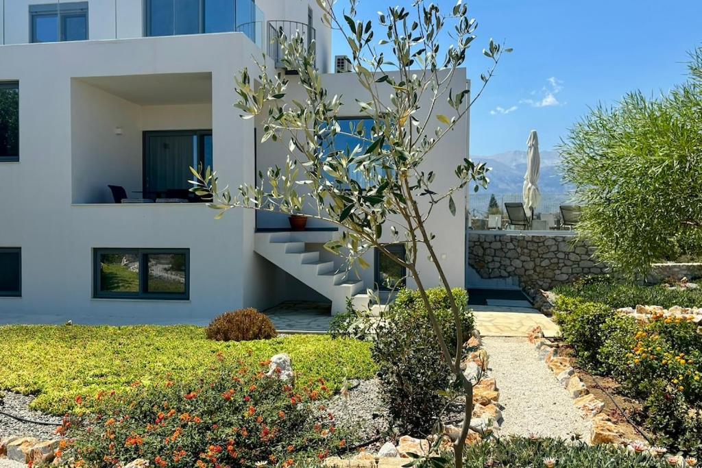 STUNNING MOUNTAIN AND SEA VIEW VILLA ELENI IN VAMOS