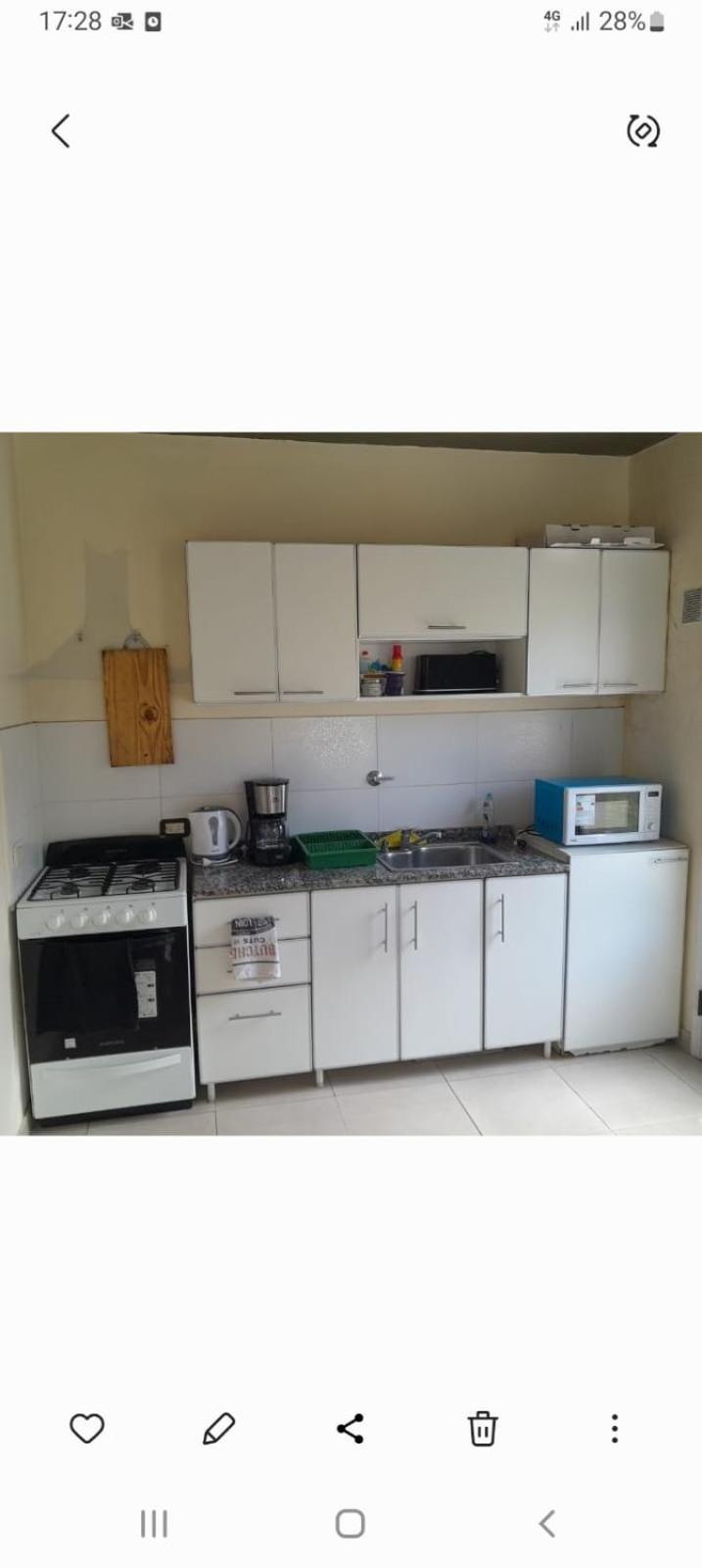Canning New Ecotownhouse with primate pool