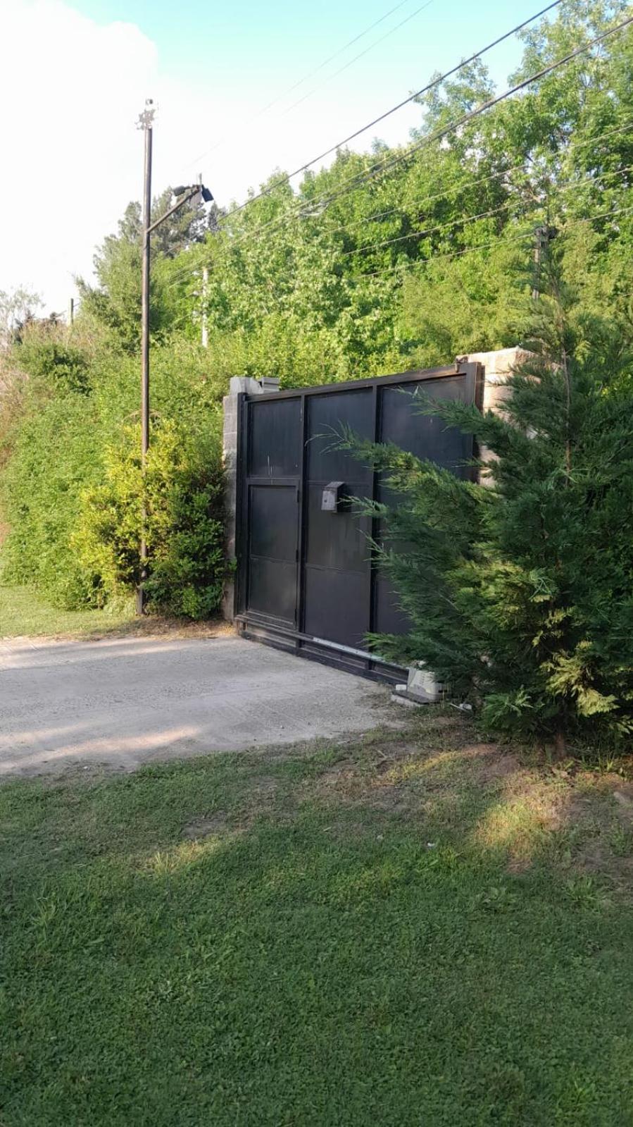 Canning New Ecotownhouse with primate pool