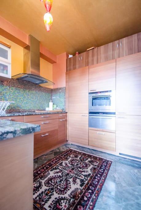 3 bedroom 2 bathroom Art Deco flat in Basel City