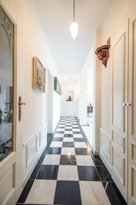 3 bedroom 2 bathroom Art Deco flat in Basel City